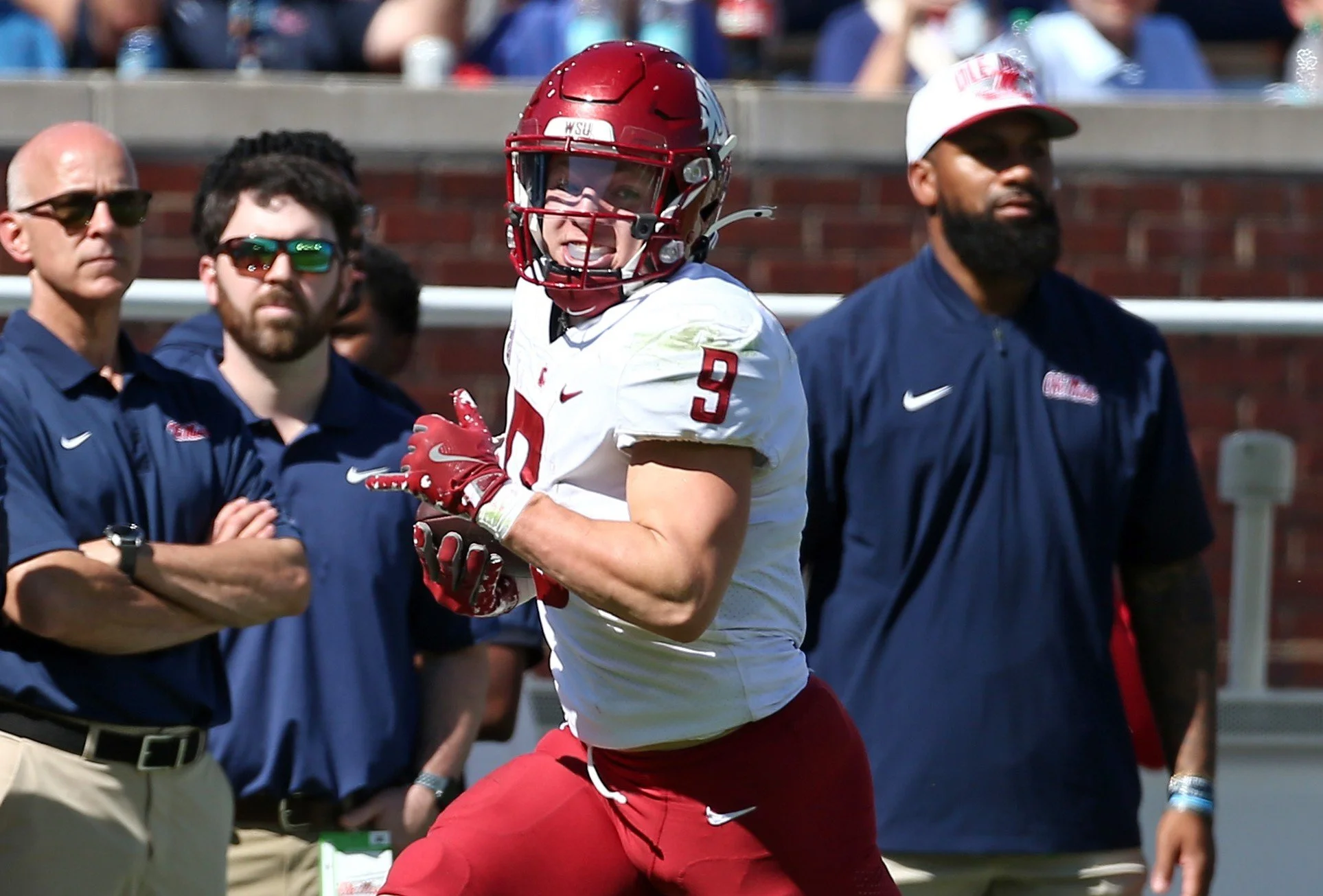 Analysis: Cougars Set to Enjoy Continuity at Running Back as Spring Ball Kicks Off