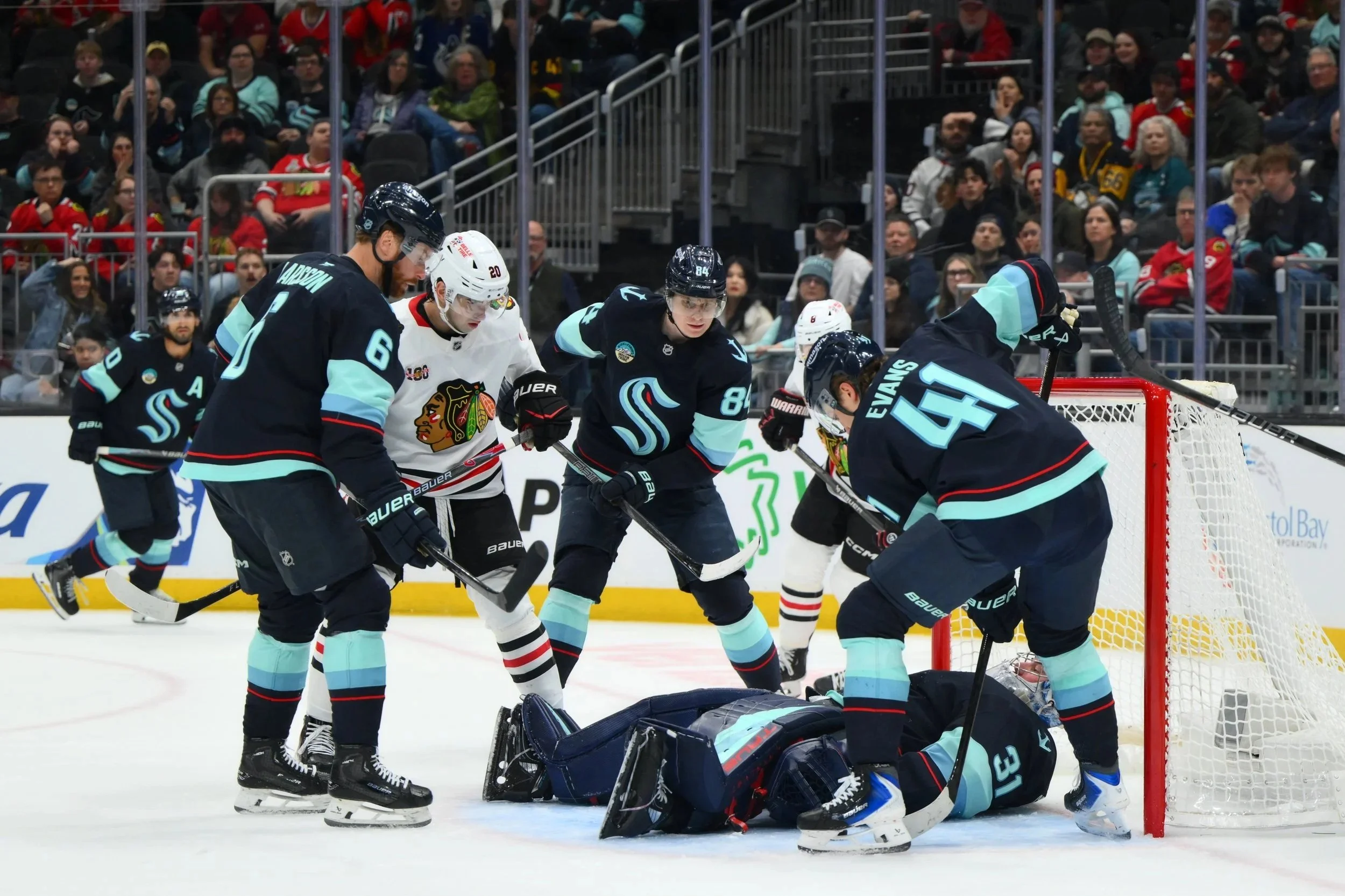 Kraken Buried in ‘Unacceptable’ Loss to Blackhawks