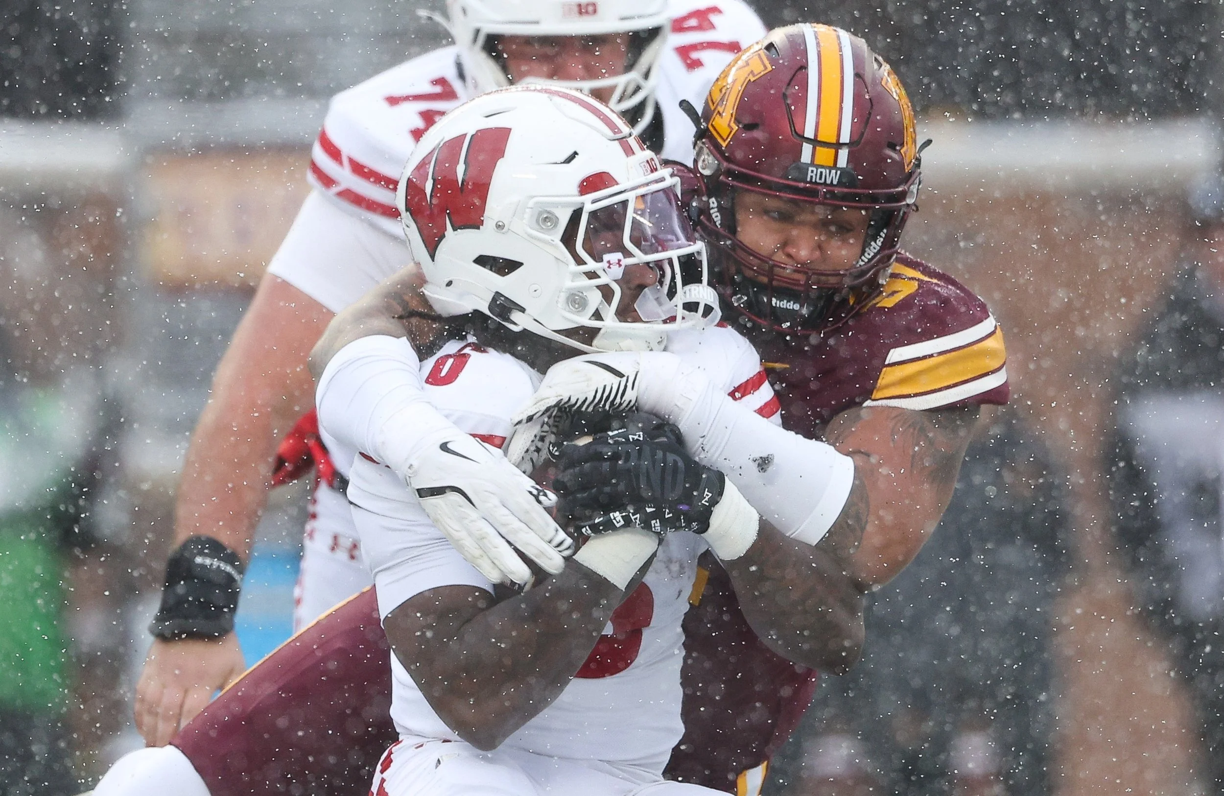 ‘That Guy is a Monster’: Seahawks Banking on Deven Eastern Bringing Violence to Trenches