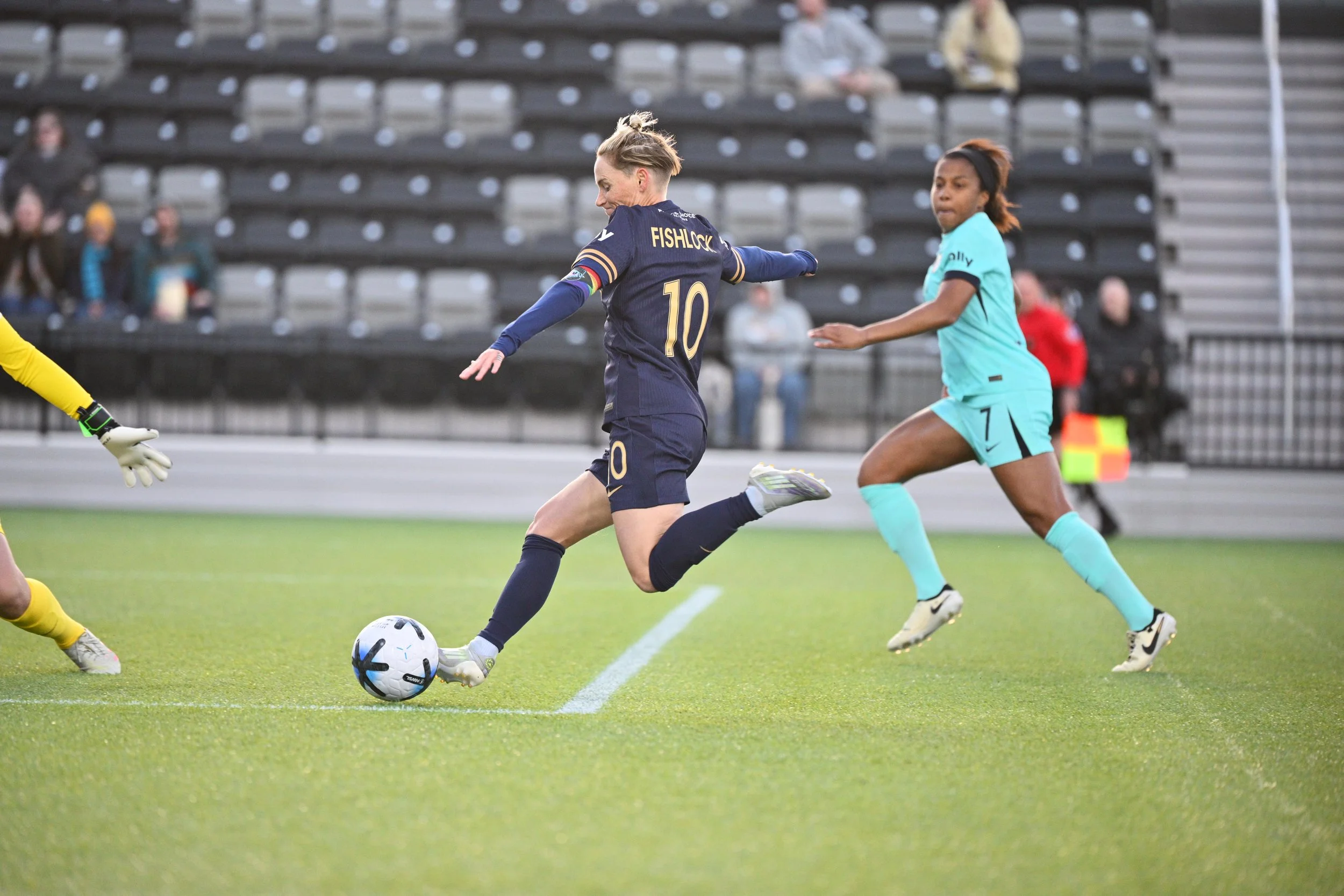 Fishlock Likely to Return After Negative X-Rays, Reign Look to Bounce Back