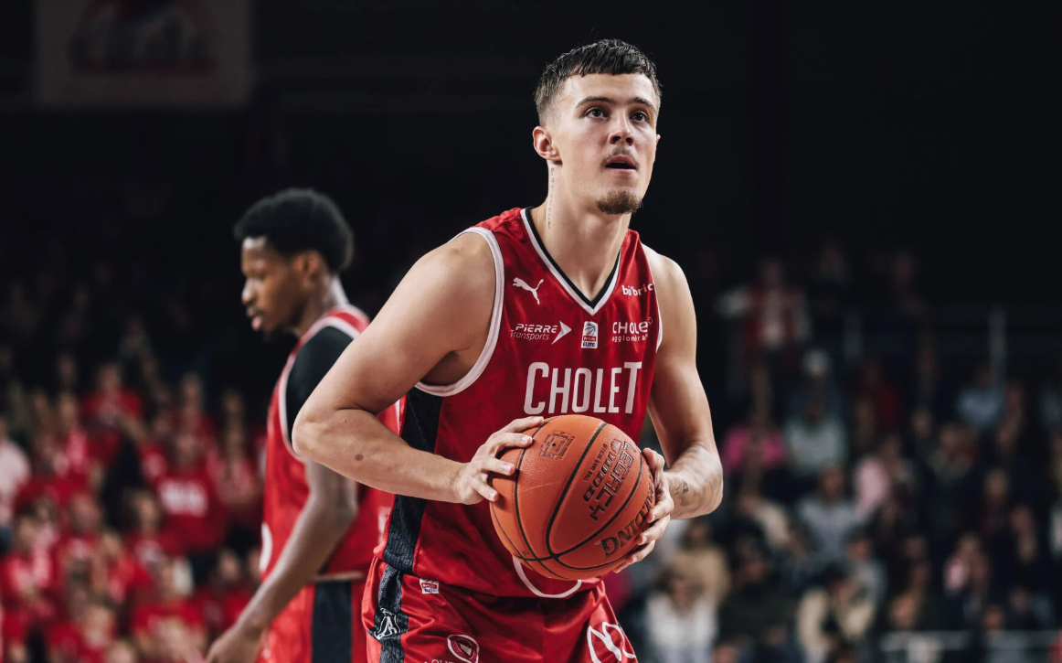 Securing Another Frenchman, Gonzaga Signs Experienced Point Guard to Roster