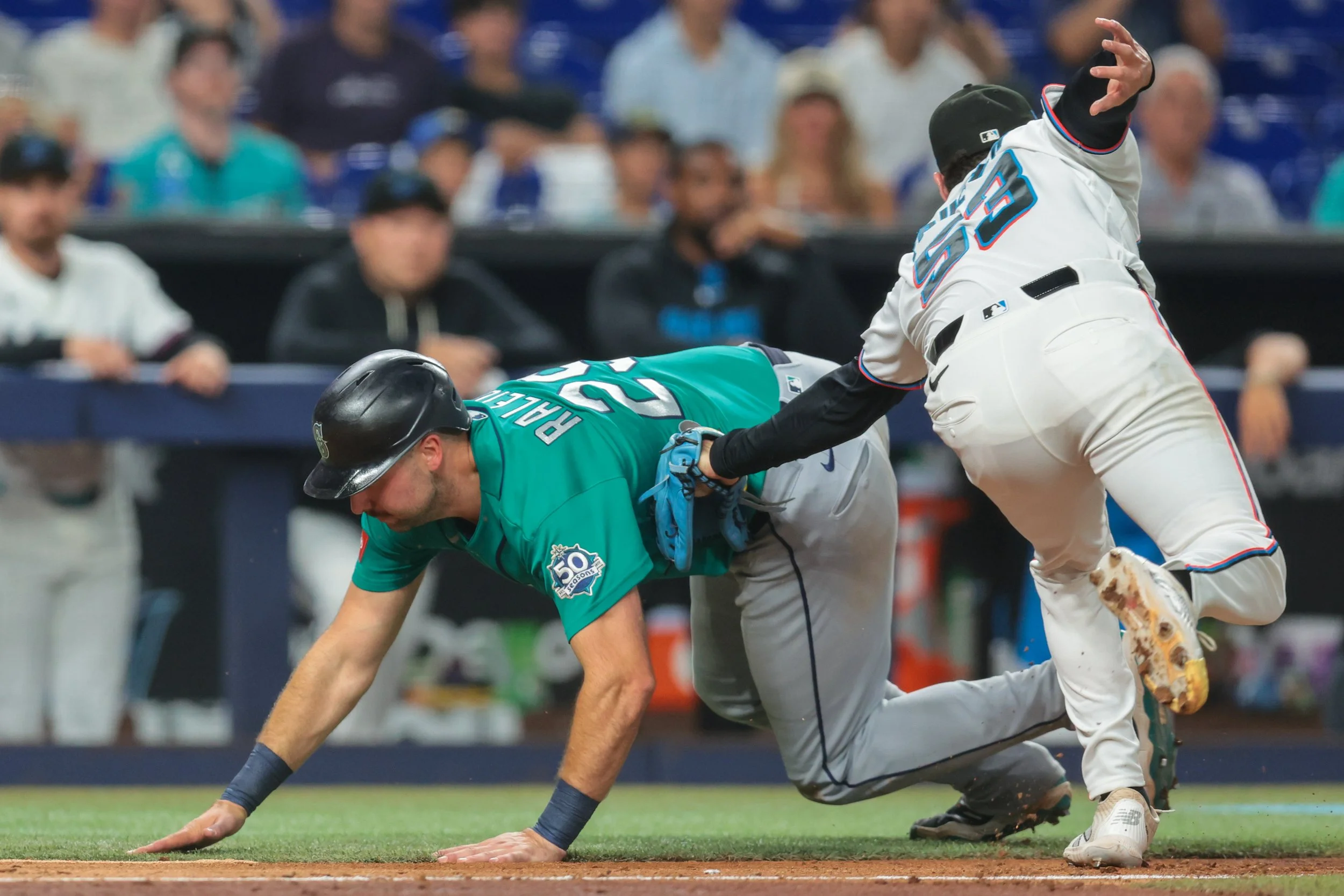 Mariners Squander Comeback Effort in Extras, Fall in 6-5 Walk-Off Heartbreaker to Marlins