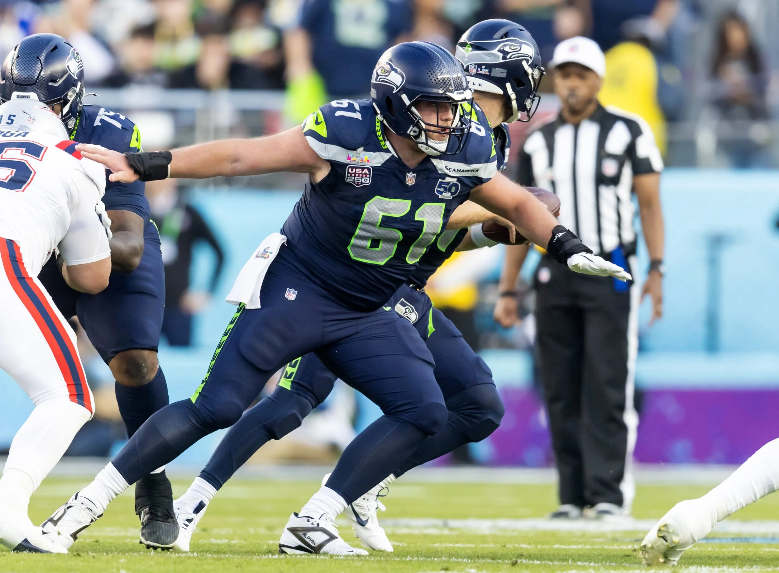 Decisions Await Seahawks Entering Crucial Seasons for Jalen Sundell, Anthony Bradford