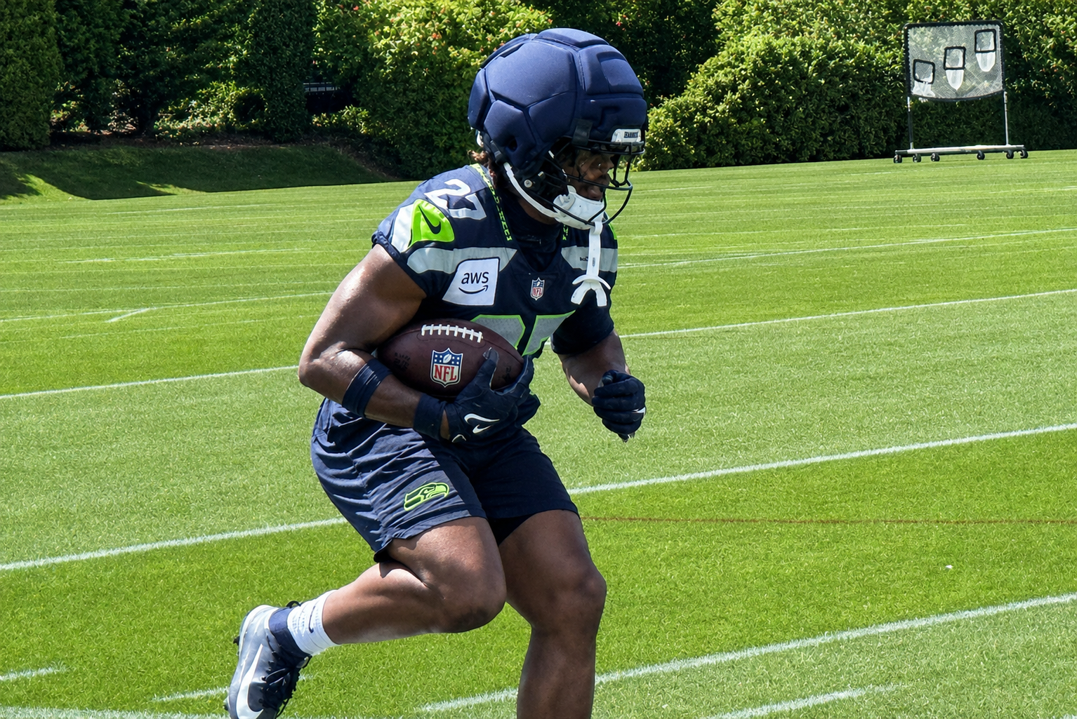Ranking Seahawks: Emanuel Wilson Among Newcomers Aiming to Impress in No. 45-41