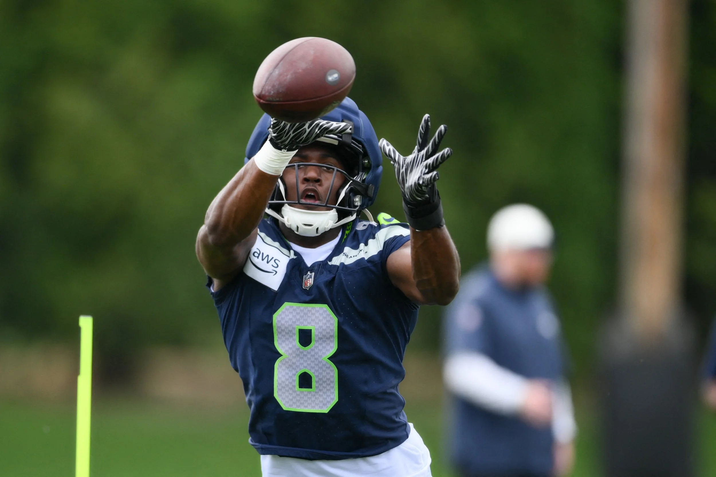 Examining Seahawks Rookie Jadarian Price's Fantasy Football Value