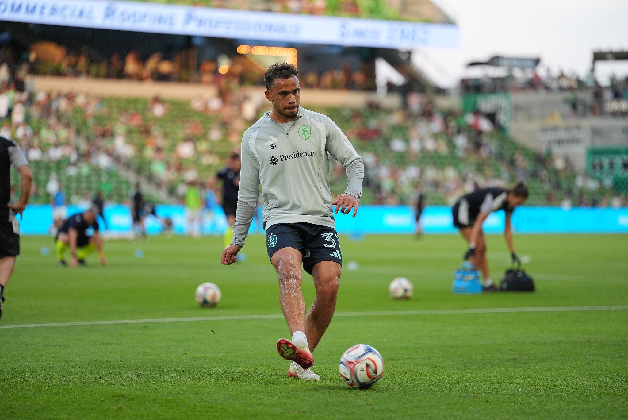 Sounders Injury Luck Worsens as Yeimar, Dotson Hurt in Training