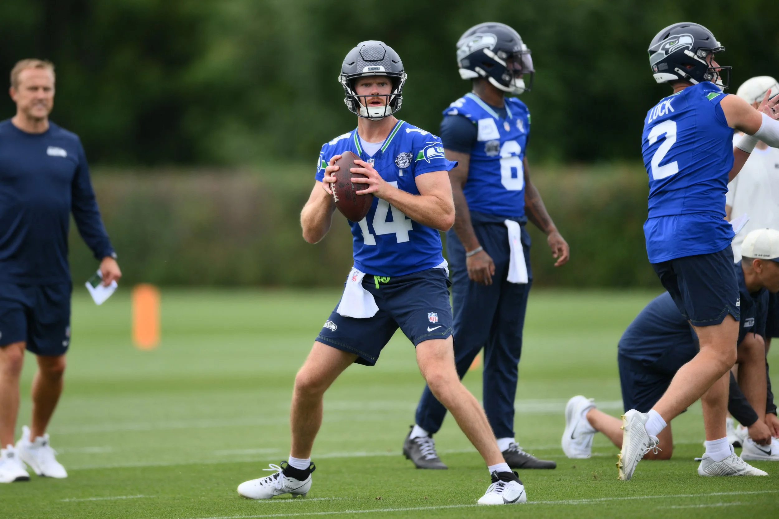 Camp Takeaways: Big Plays Galore as Sam Darnold, Seahawks Torch Skies in Eighth Practice