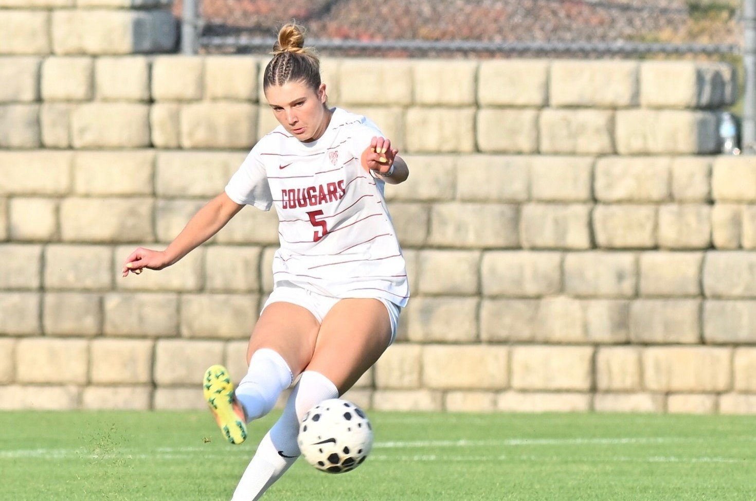 Vandals Electric Start Spoils New-Look Cougars Season Opener