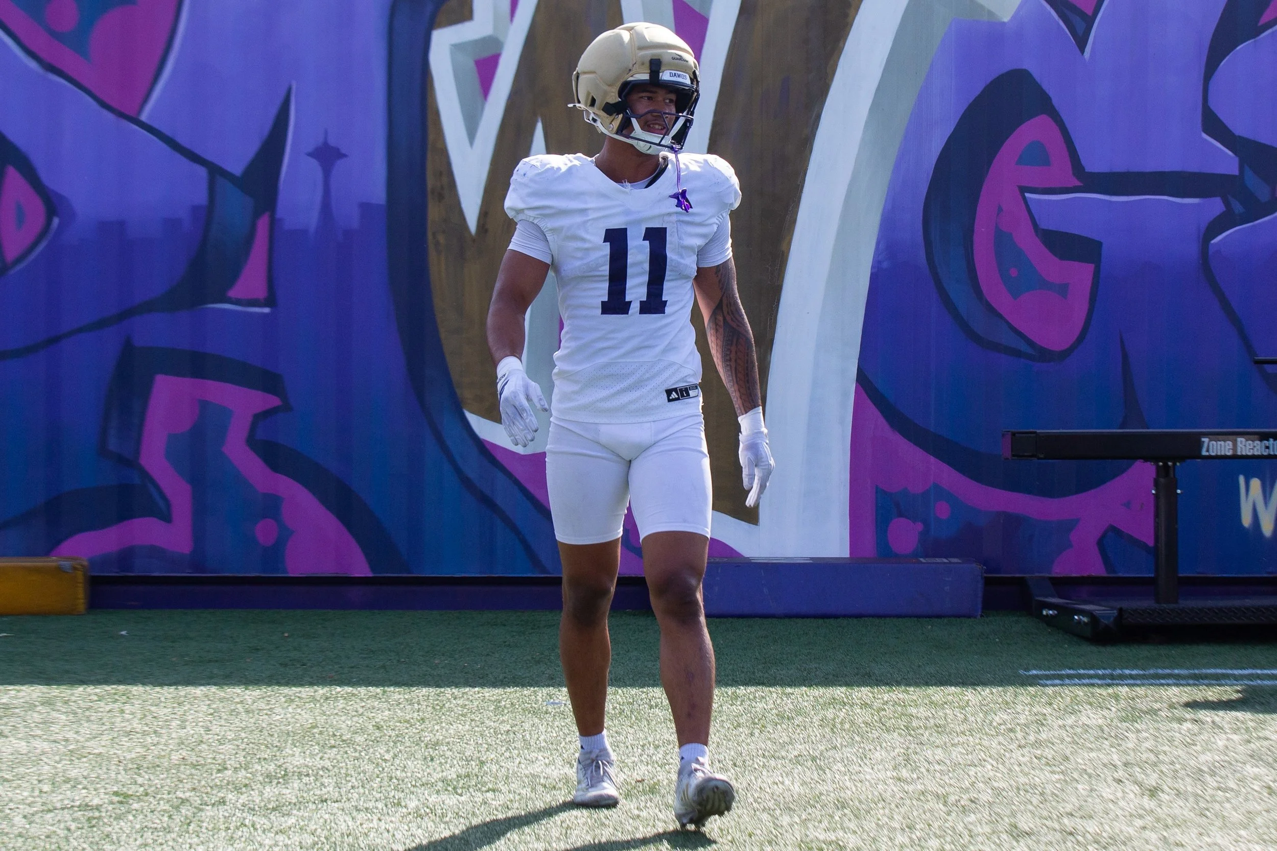 Freshman Edge Ramzak Fruean Makes More Impressions at Huskies Mock Game