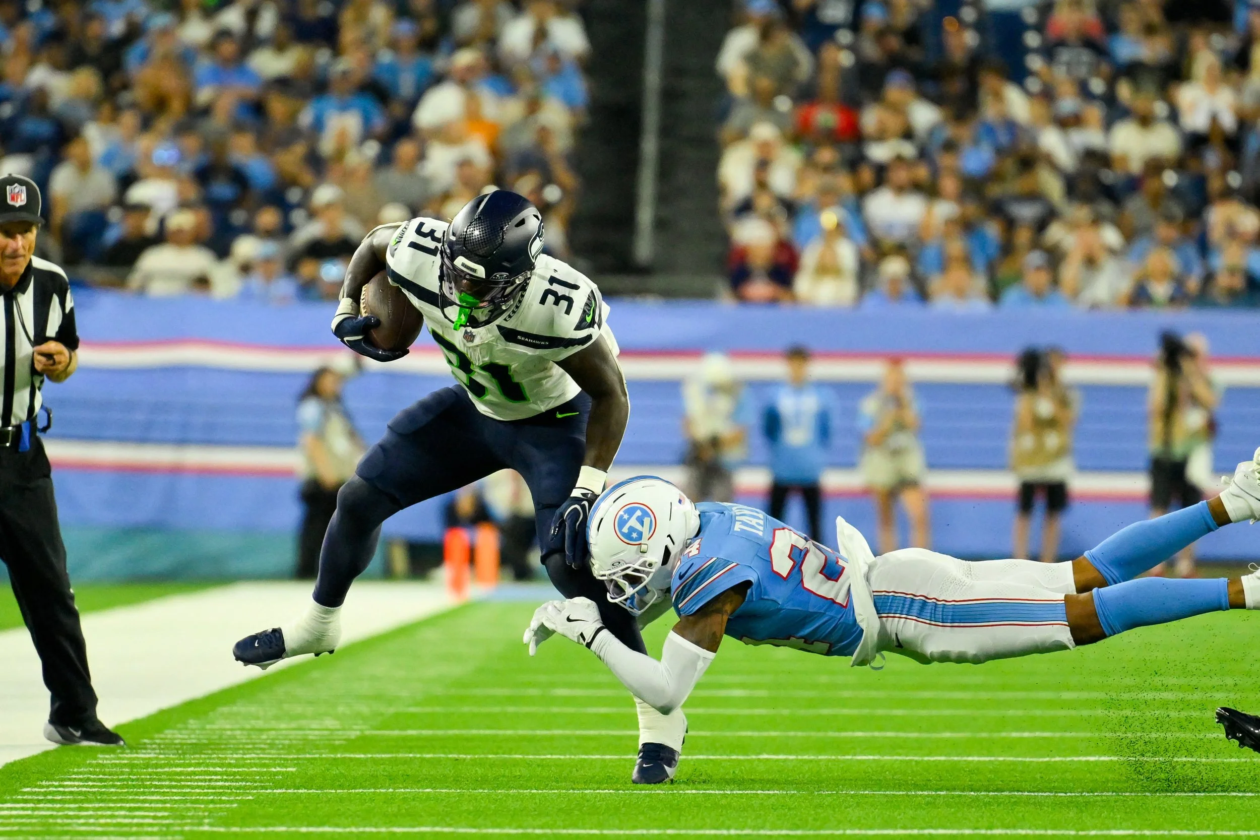 Where Do Jacardia Wright, Bubble Players Stand as Seahawks Approach 53-Man Cutdown?