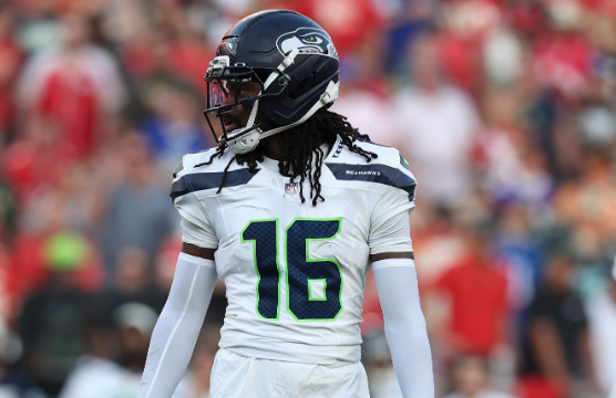 Seahawks Sign Trevon Diggs, 16 Others to Practice Squad