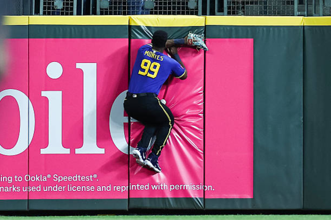 Mariners Playoff Hopes All But Finished After Dropping First Two to A’s