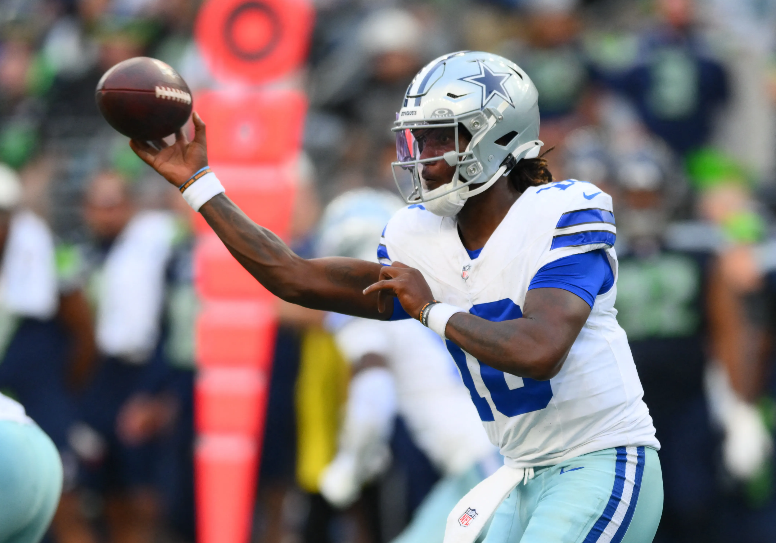 Analysis: Who Could Seahawks Sign as QB Insurance With Sam Darnold Sidelined?
