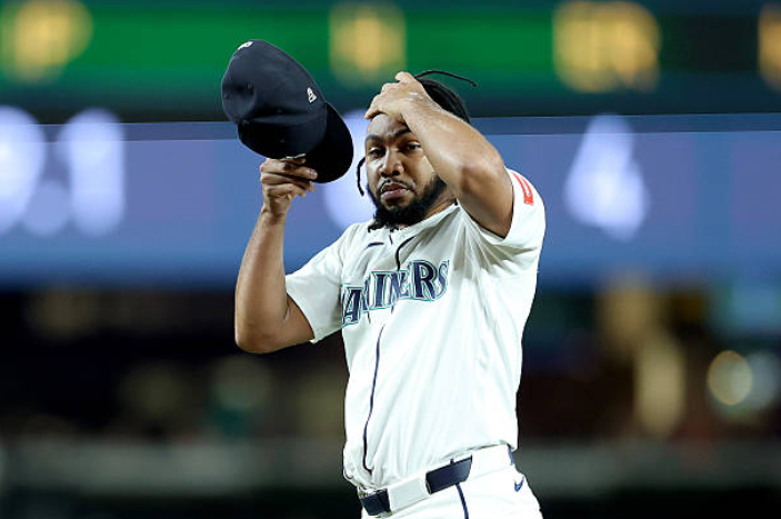 True to the Blue: Shallow Mariners’ Bullpen Dried Up in Disappointing September