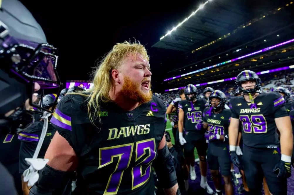 Big Ten Picks: Huskies Ready to Jump in USC Dumpster Fire