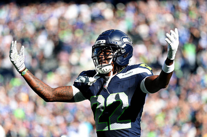Halftime Observations: Seahawks Take Control in Wacky First Half, Build 20-6 Lead vs. Chargers