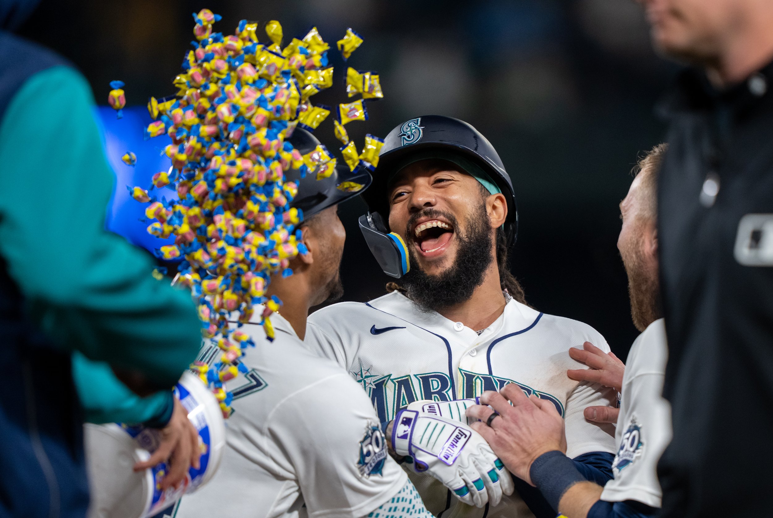 Crawford Completes Comeback with Walk-Off Single, M’s Best Stros 8-7