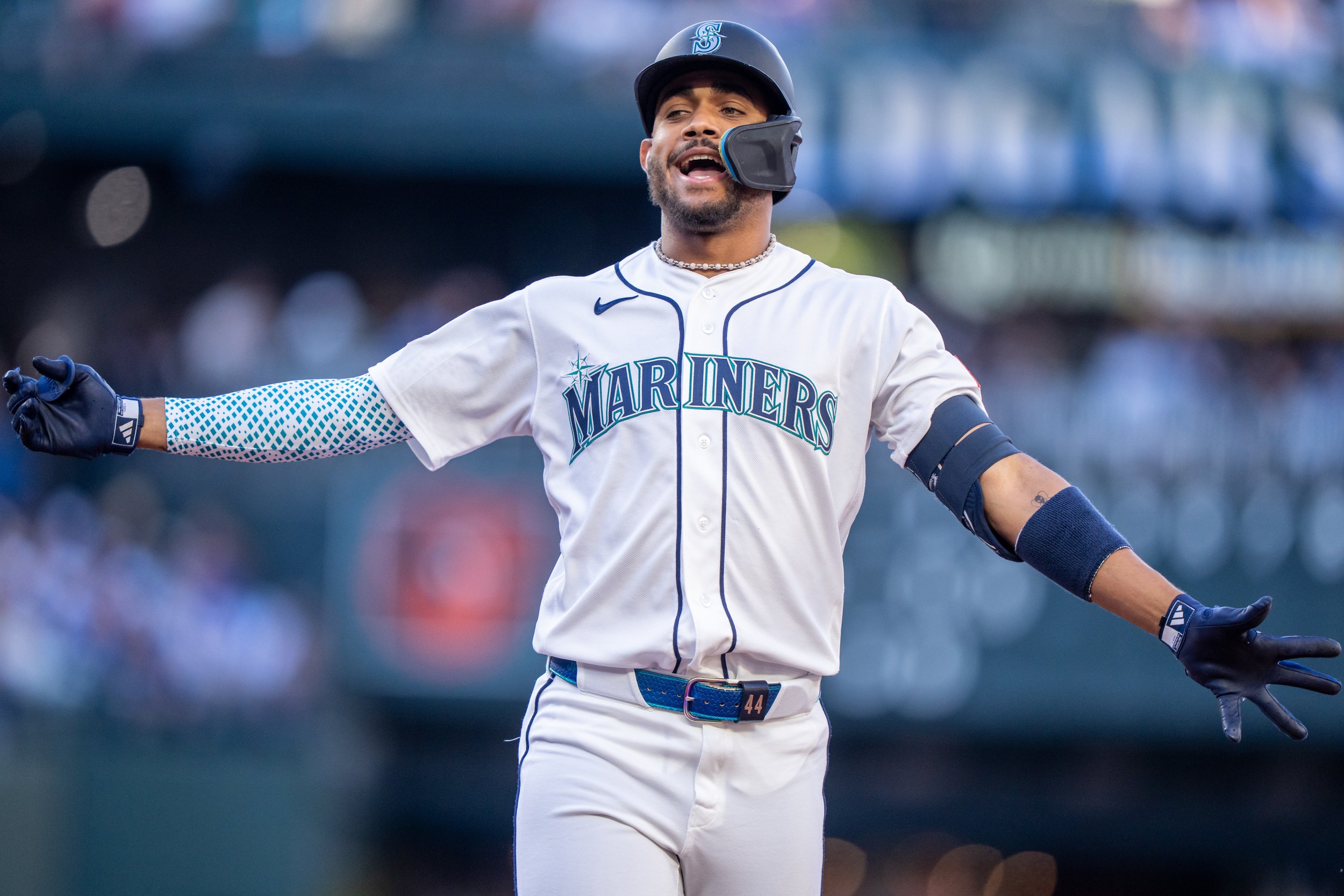 Julio Rodríguez Hamstring Injury Raises Roster Management Questions 