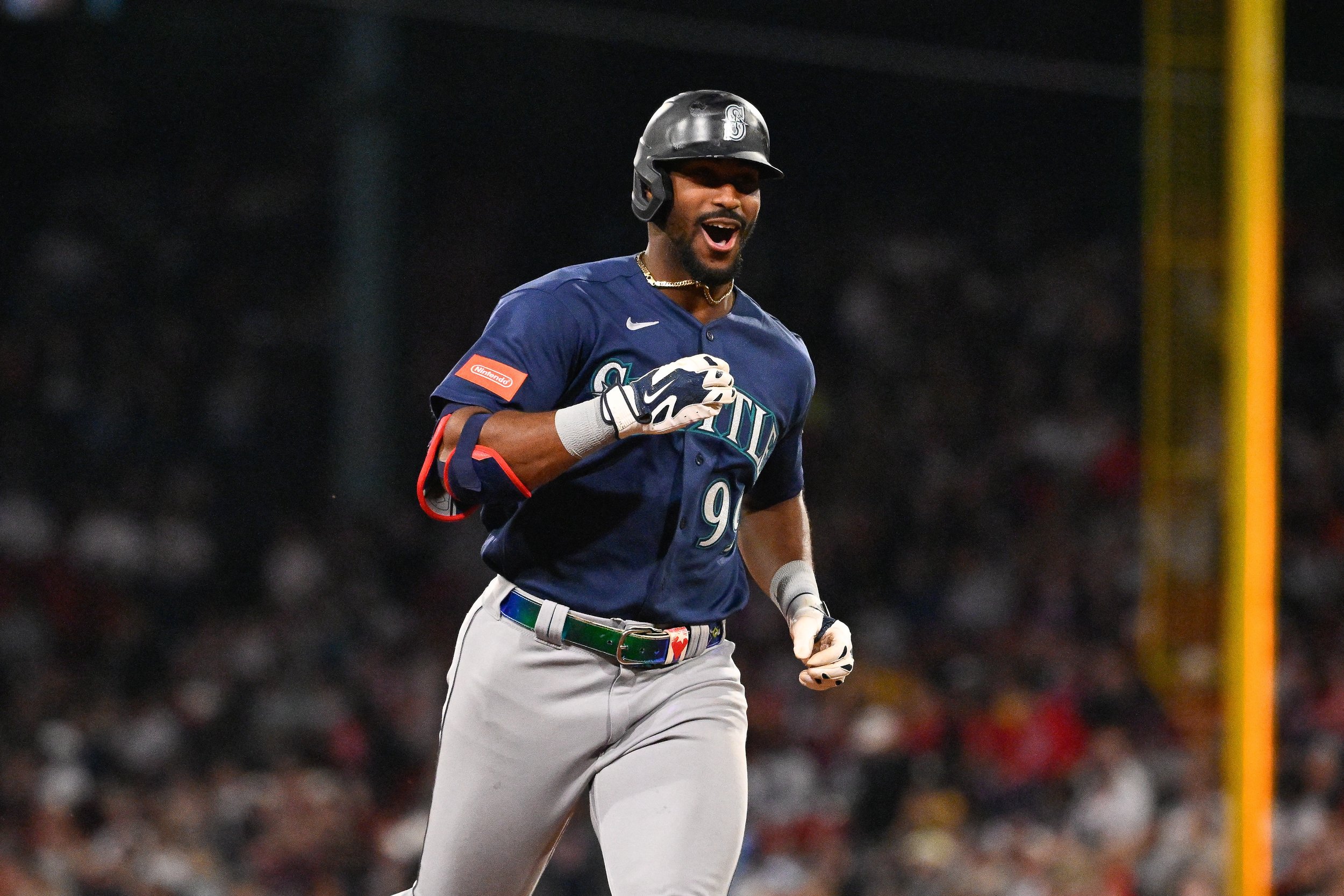 “I Was Trying to Be Me”: Lazaro Montes Excels in MLB Debut, M’s Win 9-6