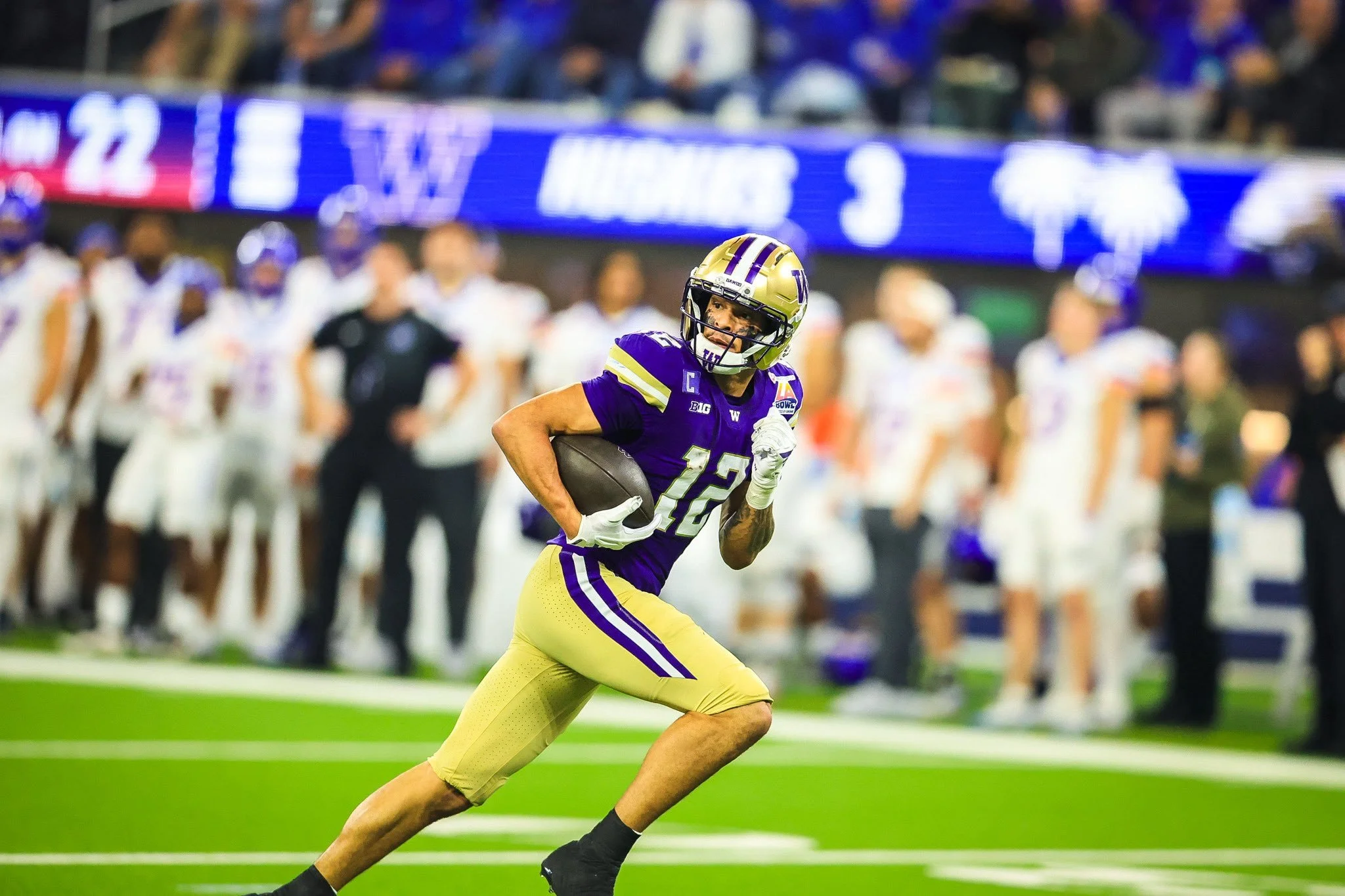 Washington Runs Away From Boise State at Final LA Bowl