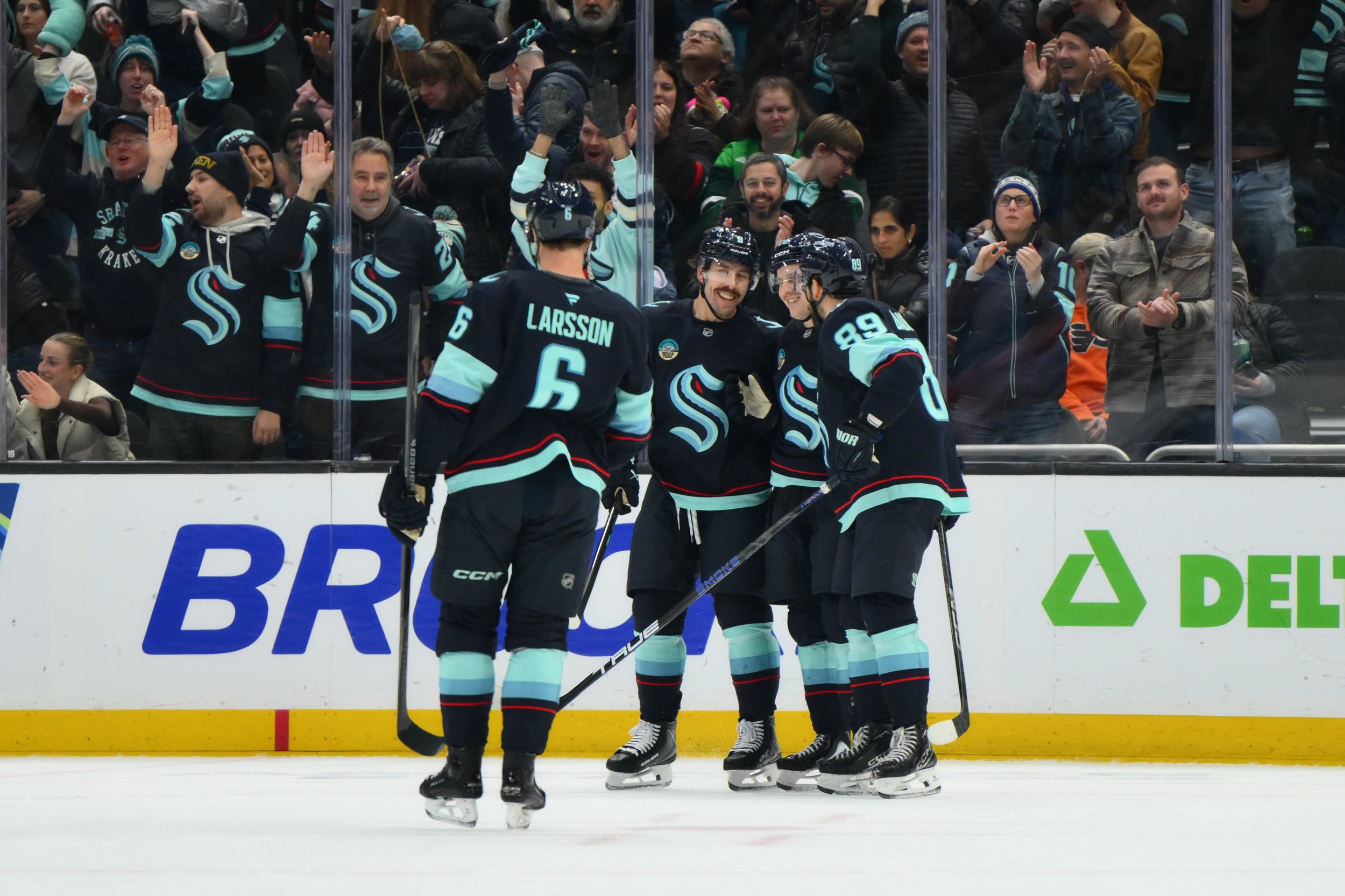 Kraken Extend Win Streak to Four After Christmas Break, Snag 4-1 Win vs. Flyers