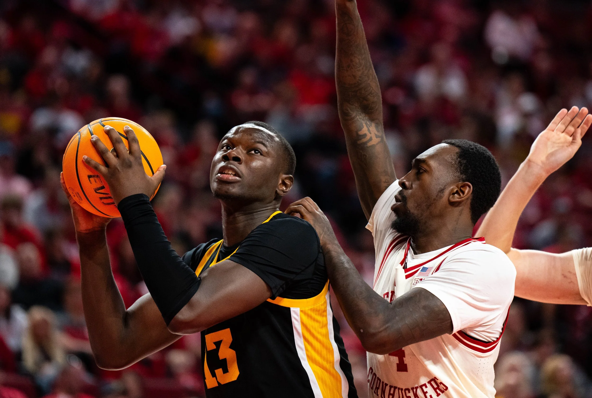 Ex-Iowa Starter Ladji Dembele Commits to Washington State