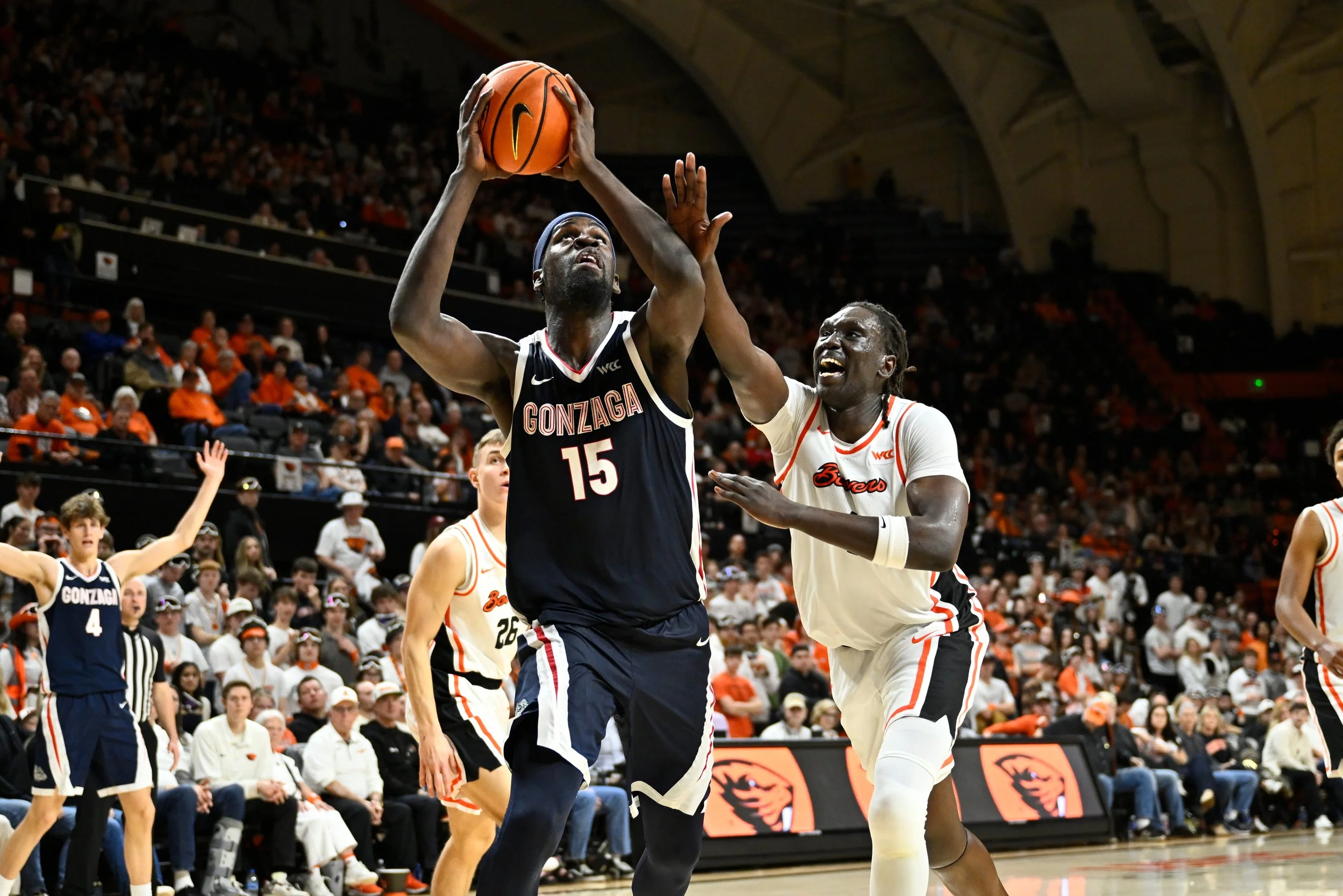 Graham Ike Ties Career High in Corvallis, Gonzaga Rebounds With 81-61 Win Over Oregon State