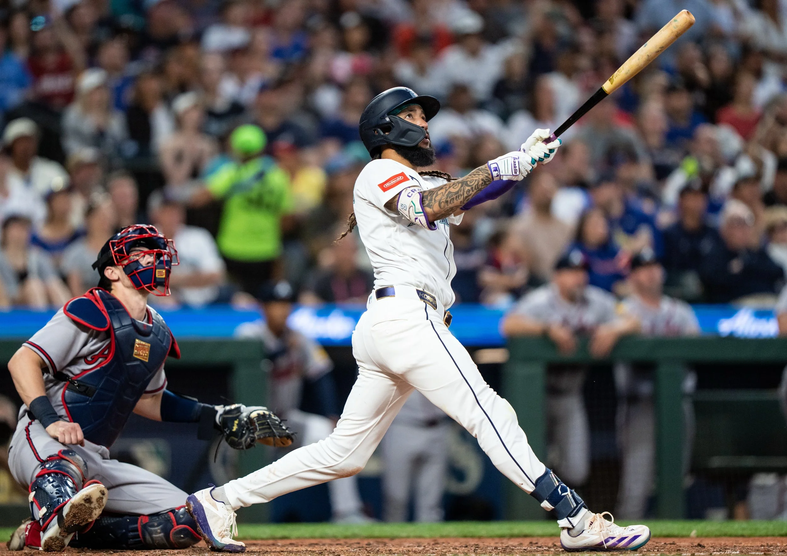 Two Electric Homers Give Mariners Comeback Win against White-Hot Braves