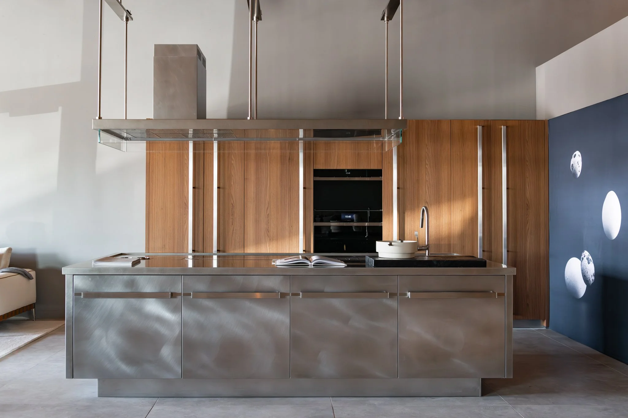 Salone showroom - August-037-web.jpg