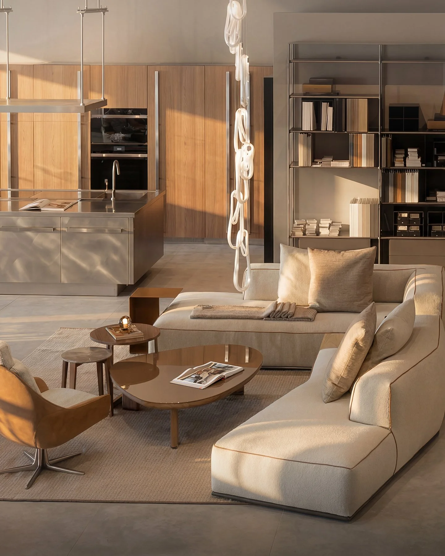 Salone - luxury contemporary furniture store and showroom in Las Vegas