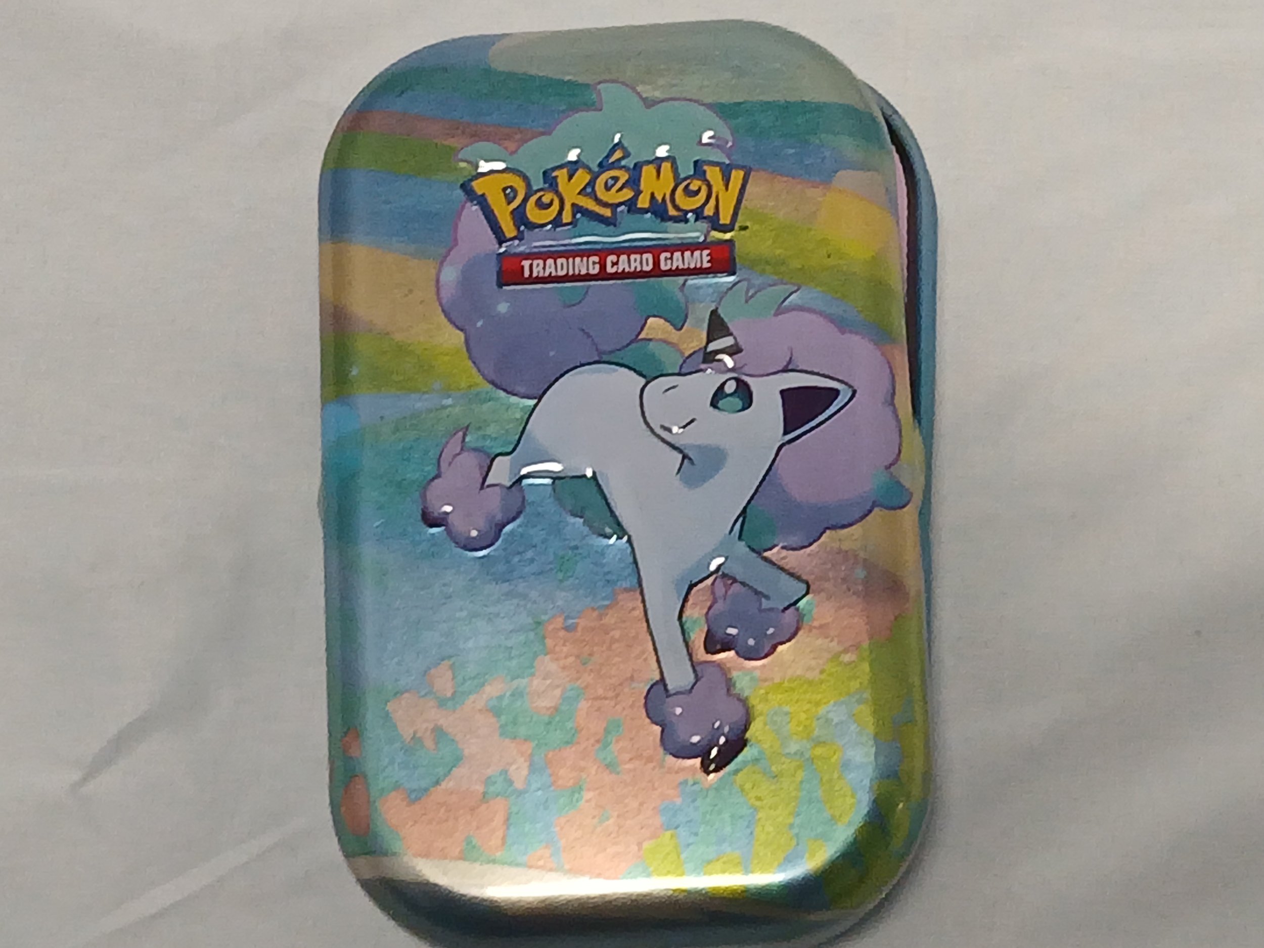 Galarian Ponyta Battle Tin