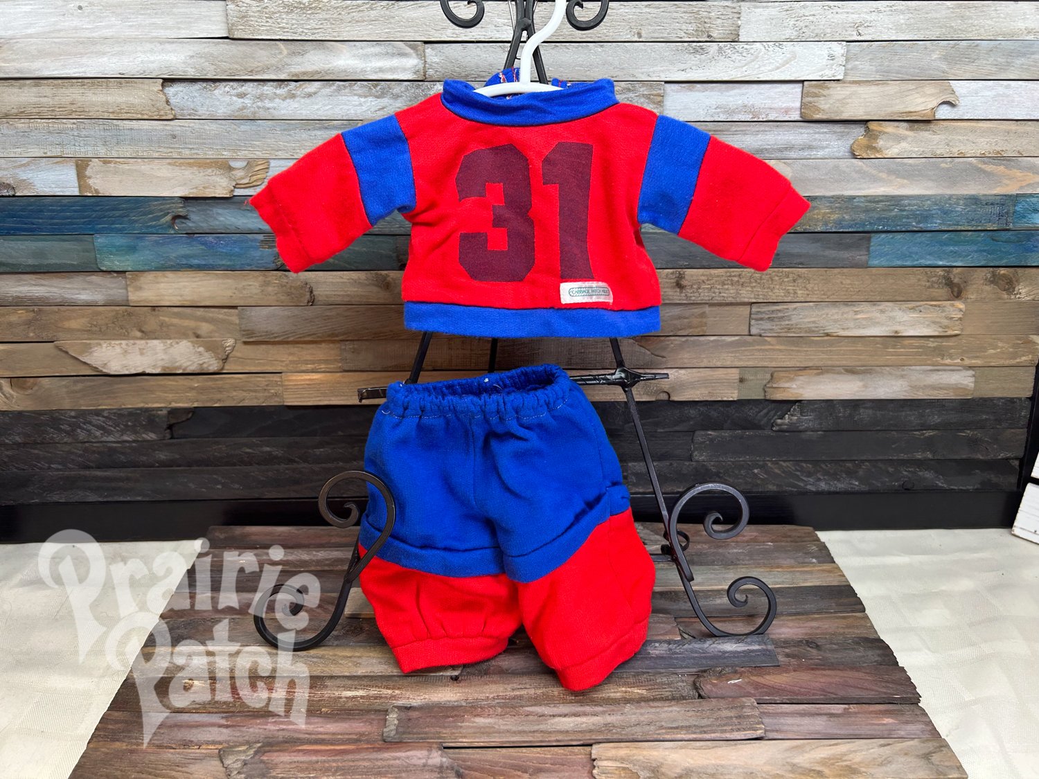 31 Tracksuit