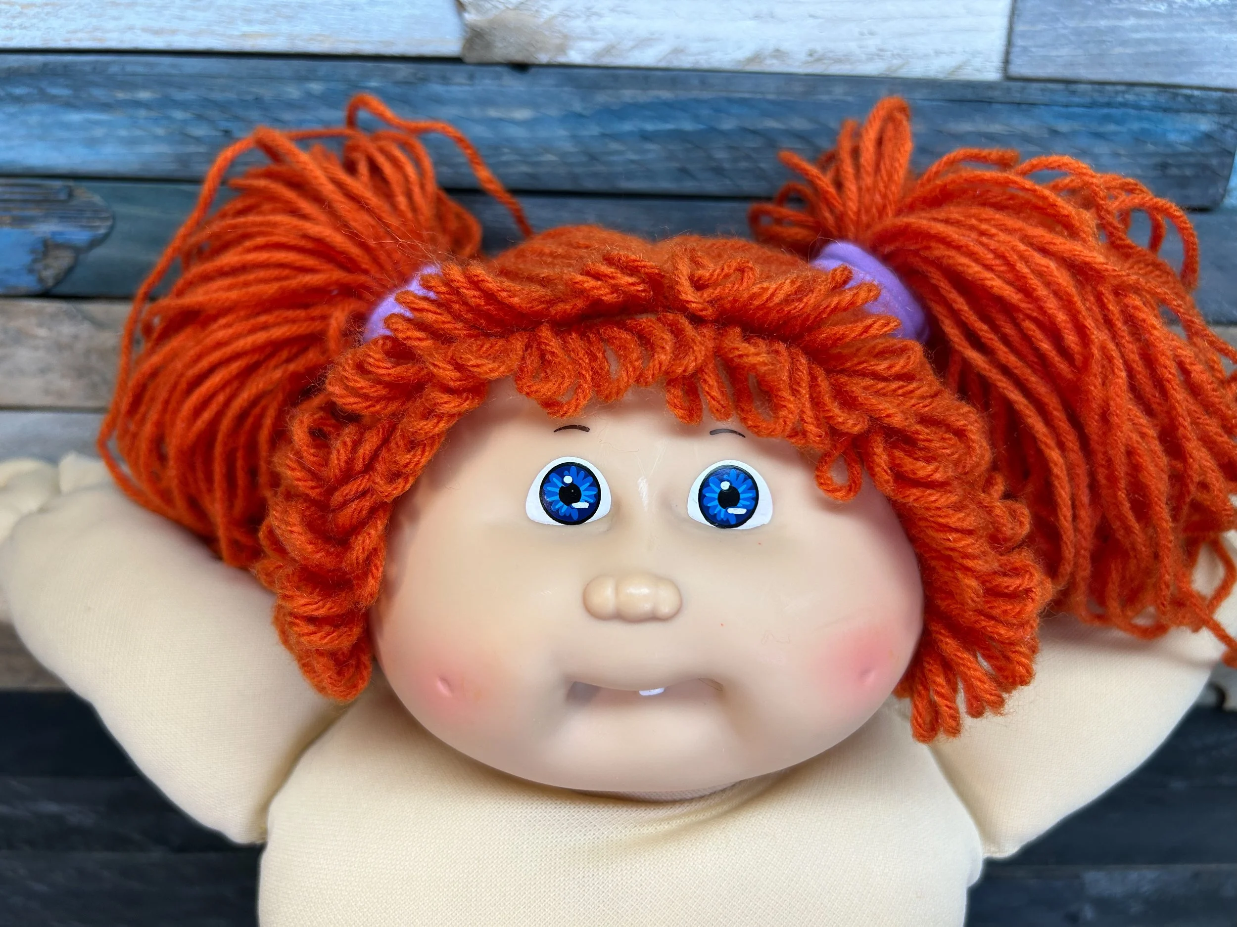 Red hair & blue eyes