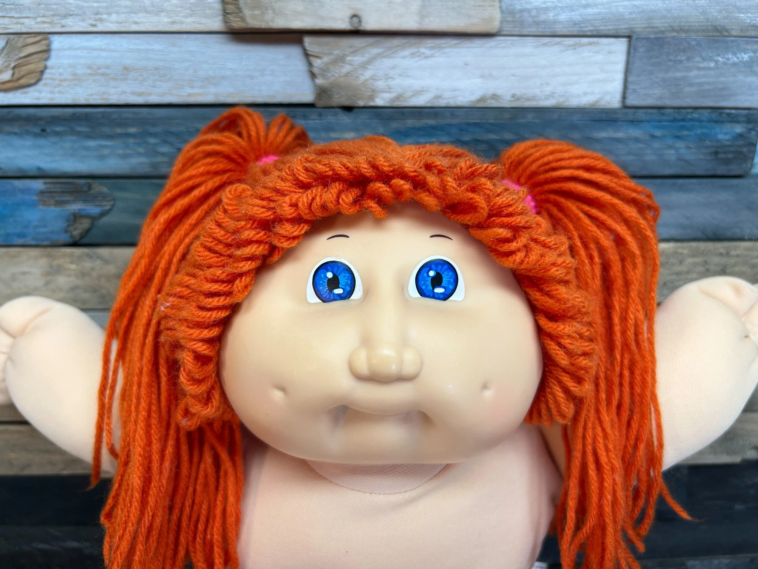 Red hair & blue eyes