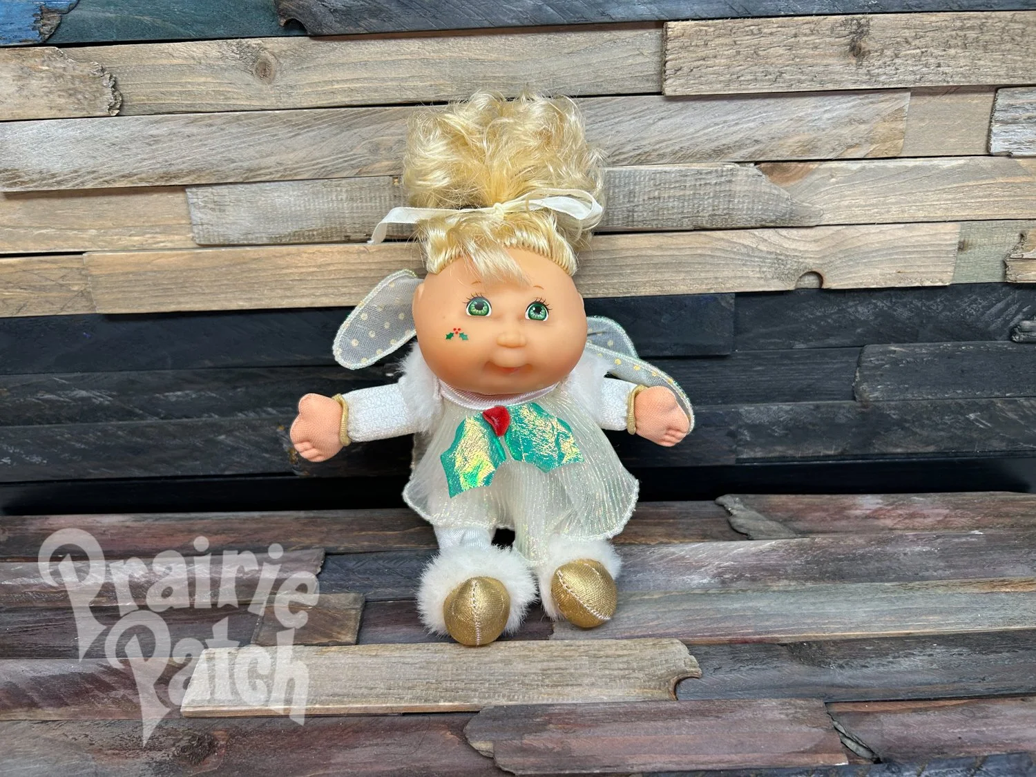 Golden Holiday fairy