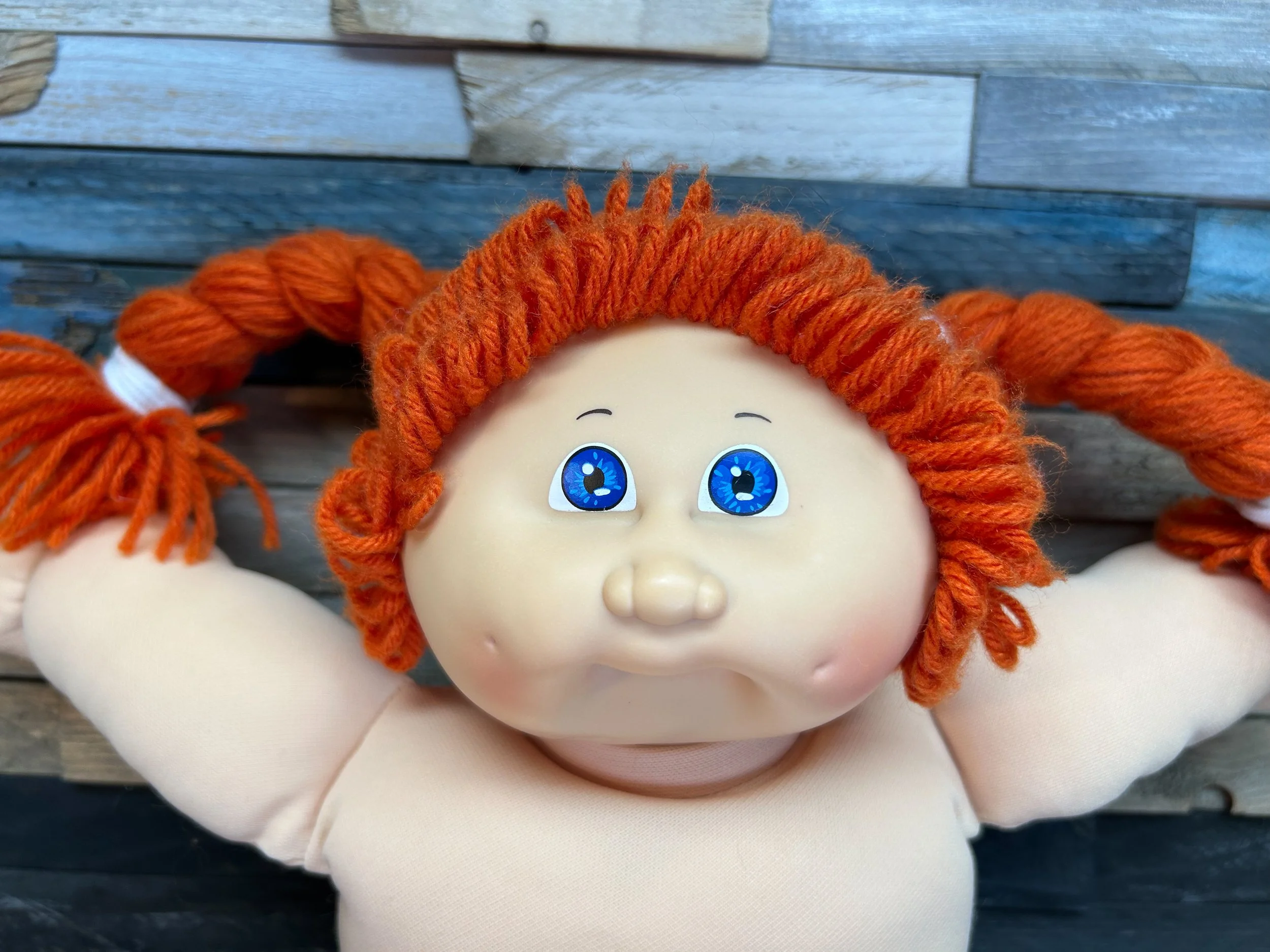 Red hair & blue eyes