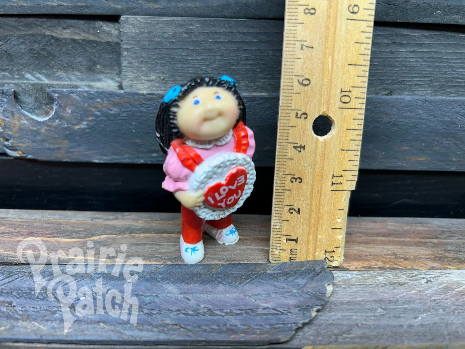 Valentine figurine
