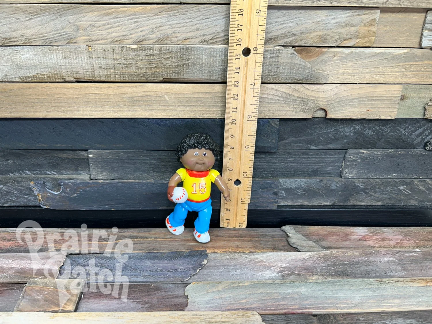 Sports figurine