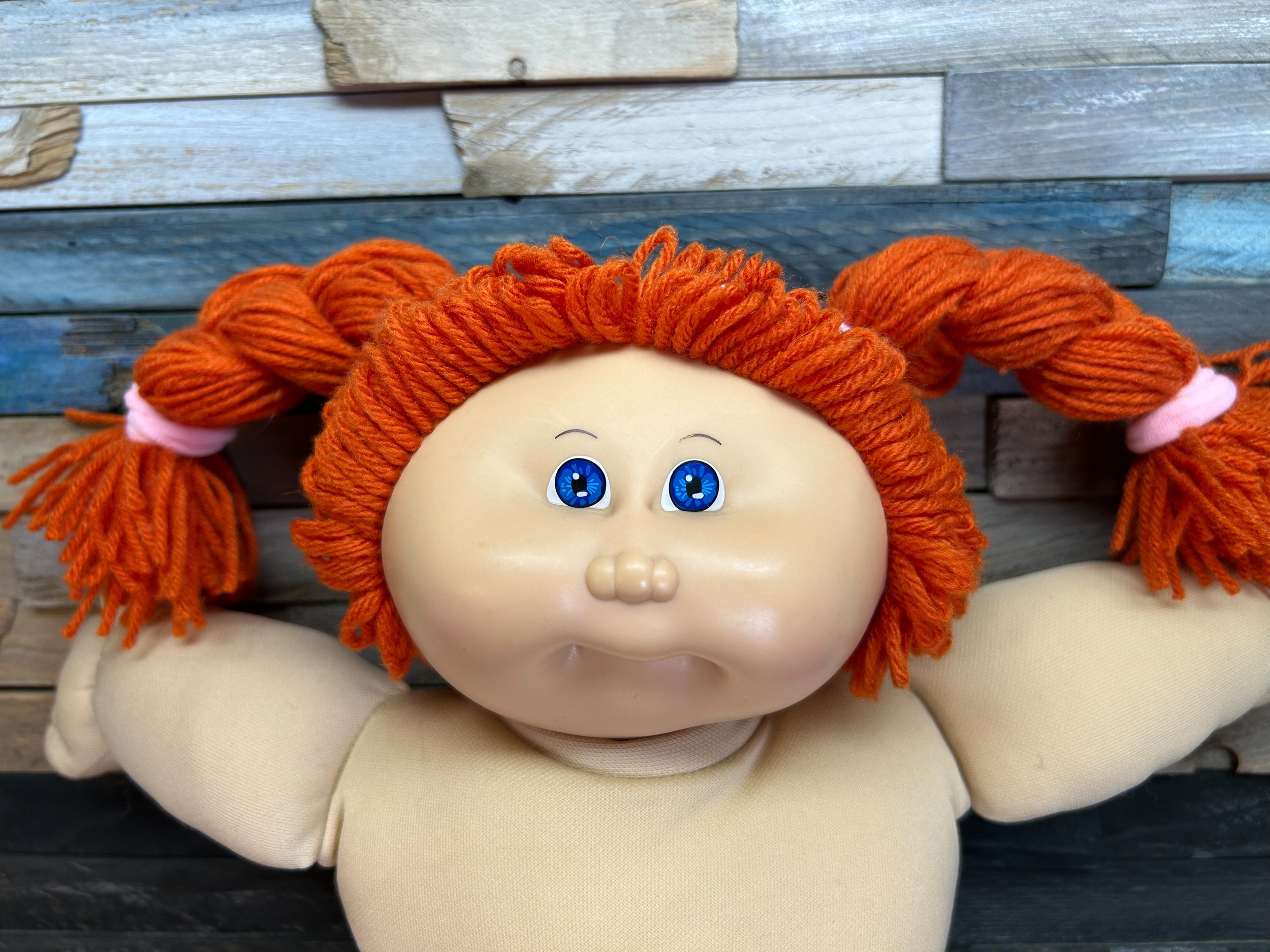 Red hair & blue eyes