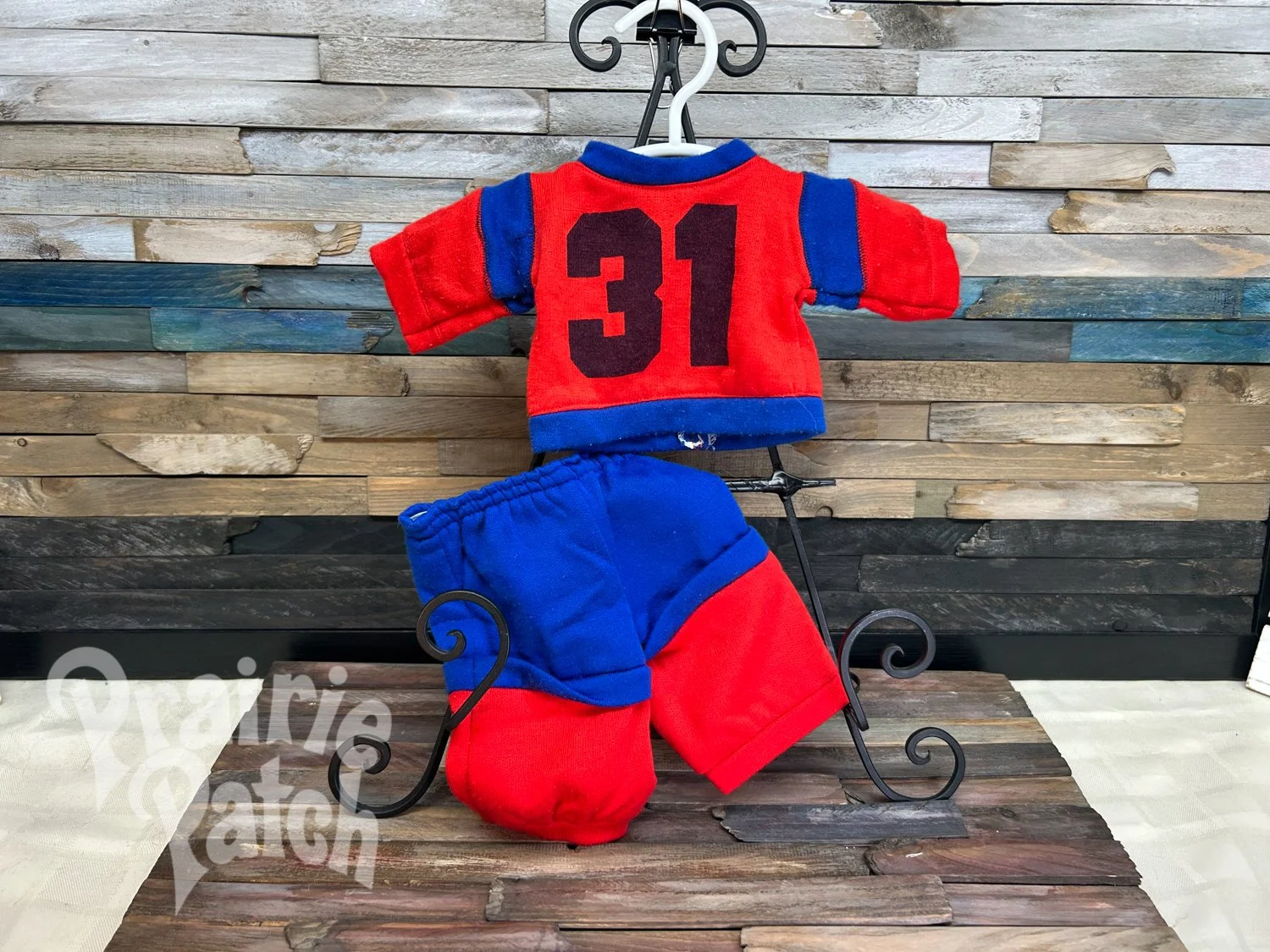 31 Tracksuit