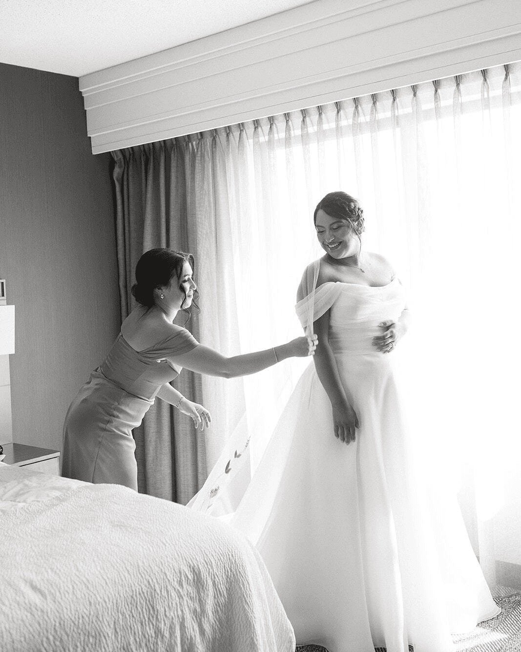 Wedding dress shopping can be the most amazing part of the wedding planning process, but also the most stressful! 

With so many decisions to make when selecting the perfect gown, I compiled a COMPLETE GUIDE to all of my tips &amp; tricks to prep you