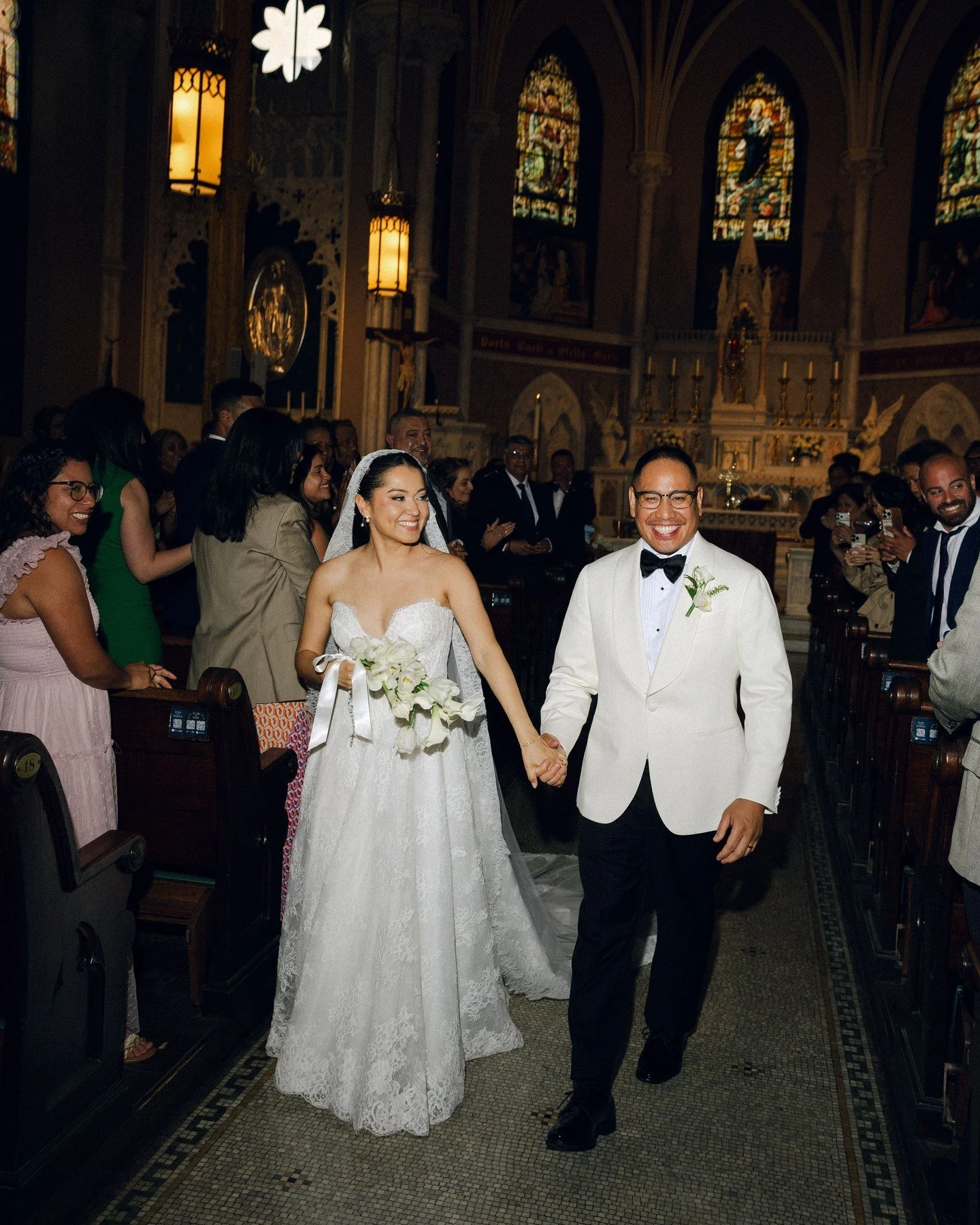 THE SNEAKS ARE IN ✨

This dreamy DC wedding, captured by the incredible @jasmineyabphoto, was a perfect reflection of Emily &amp; Justin, blending tradition, heart, and classy touches with fun, vibrant &amp; unforgettable energy!

Coordination &bull;