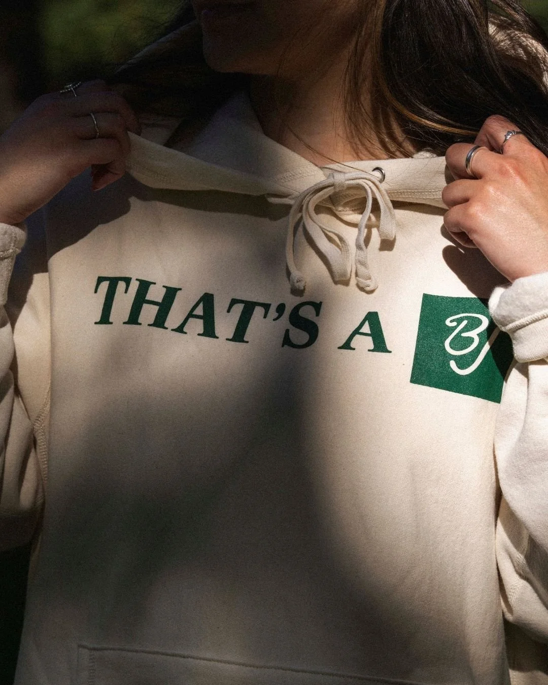 When the temps drop, the drip doesn&rsquo;t. 🍂⛳ Bogey Juice hoodies: built for rough swings and smooth sips. 

Hit the link in bio and roll up to the 19th hole in style.

#BogeyJuice #BJ #Amateurs #DrinkUp #19thHole #Clubhouse #Golfers #PourDecision