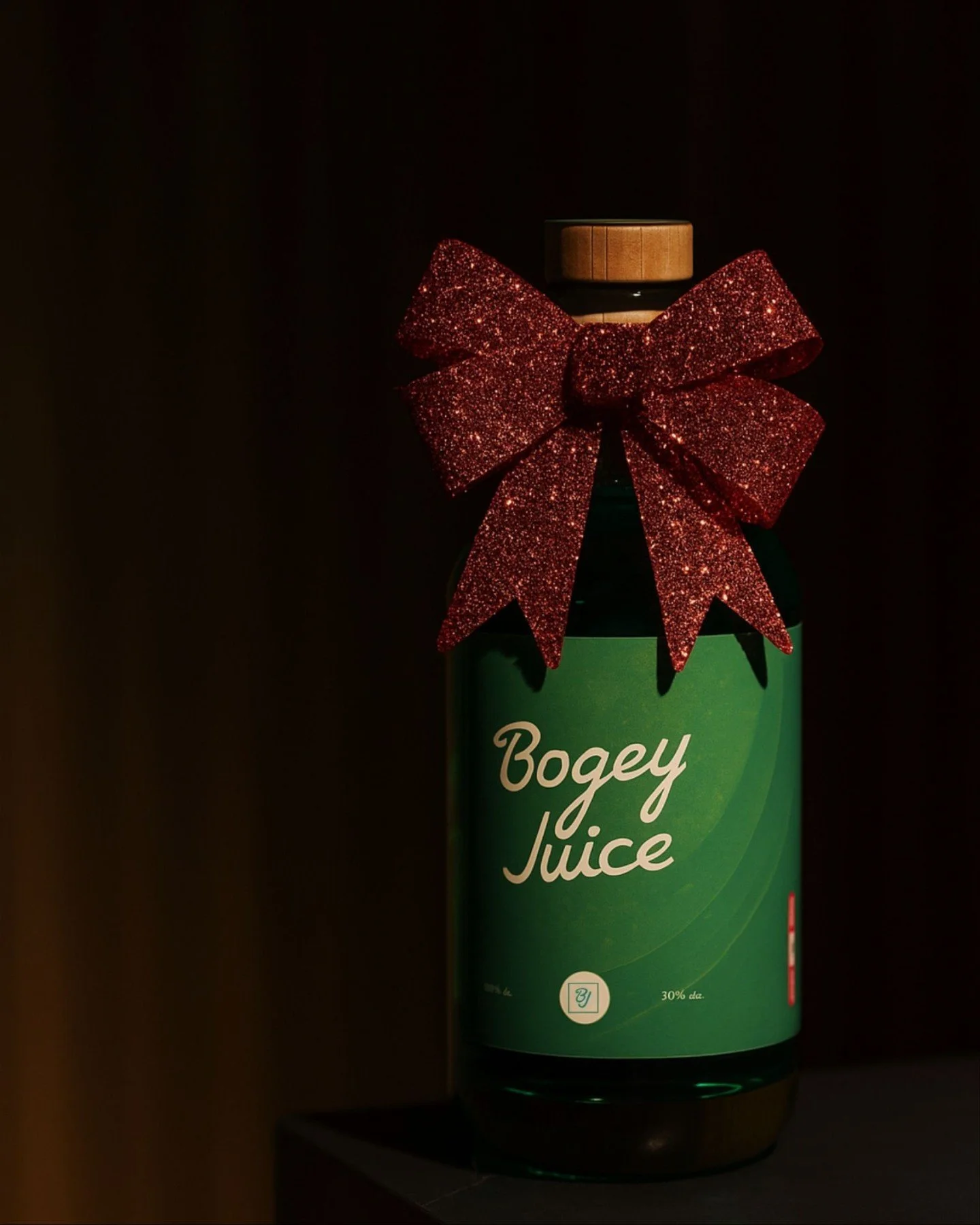 Don&rsquo;t get caught shopping on Christmas Eve again...👀

We&rsquo;ve got everything the golf lover in your life really wants &mdash; and it&rsquo;s not tees and socks.

Hit the link in bio and get your gifting game on par. 

#BogeyJuice #BJ #Amat