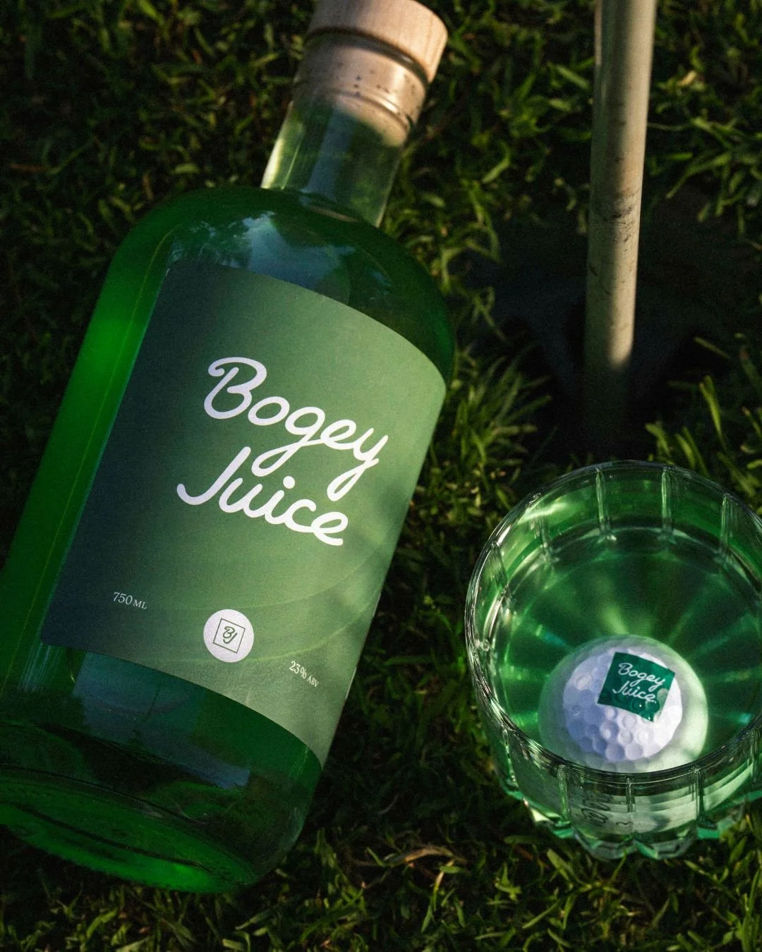 A few things are non-negotiable on the course: fresh air, questionable swings, and a little Bogey Juice. ⛳️

For the pars you celebrate and the double bogey's you pretend didn&rsquo;t happen.

Grab a bottle and level up your post-round ritual. 

#Bog