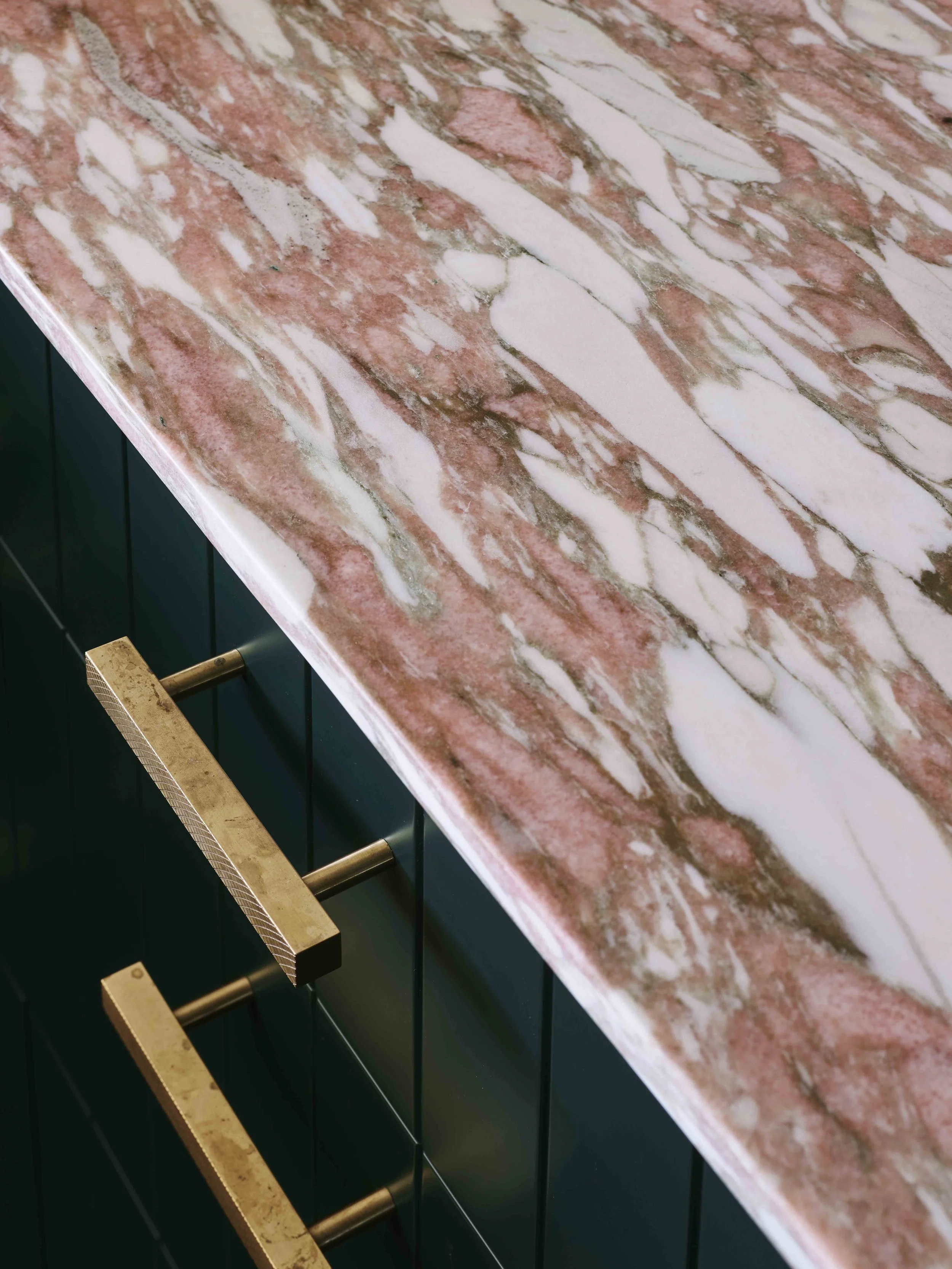 Kastell Kitchens - Luxury home renovation - Lynne Bradley Interiors - Kirribilli 7.jpg