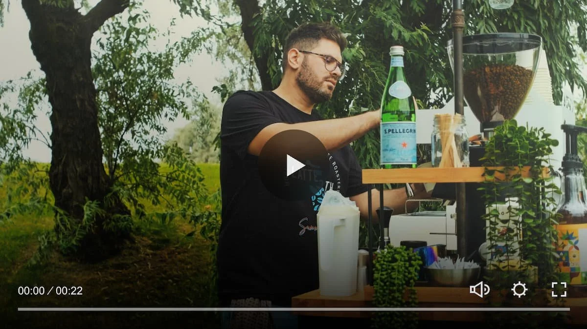 Latte Booth Legacy Bar Unboxing video