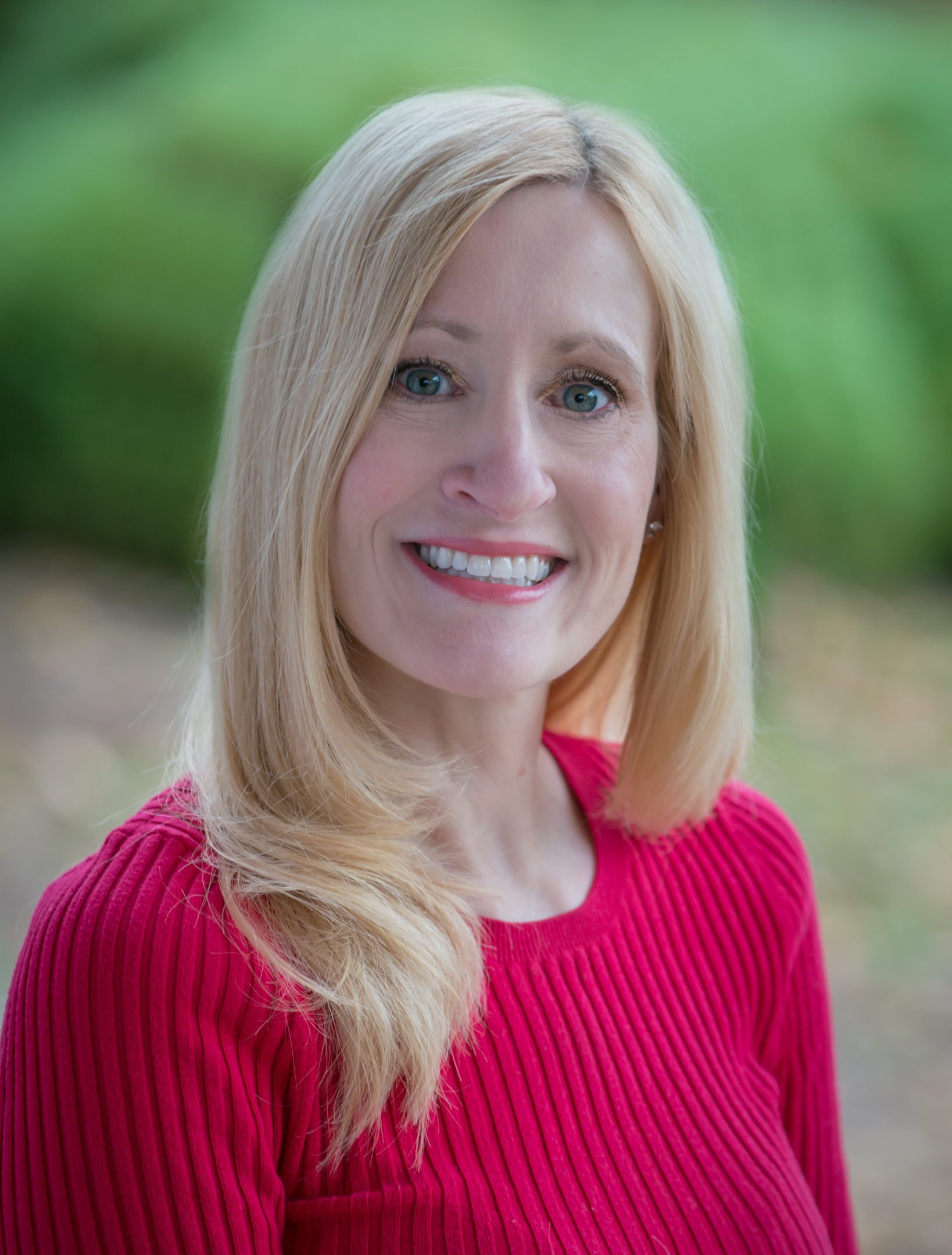 Samantha Maldet,
7th - 8th Grade Teacher