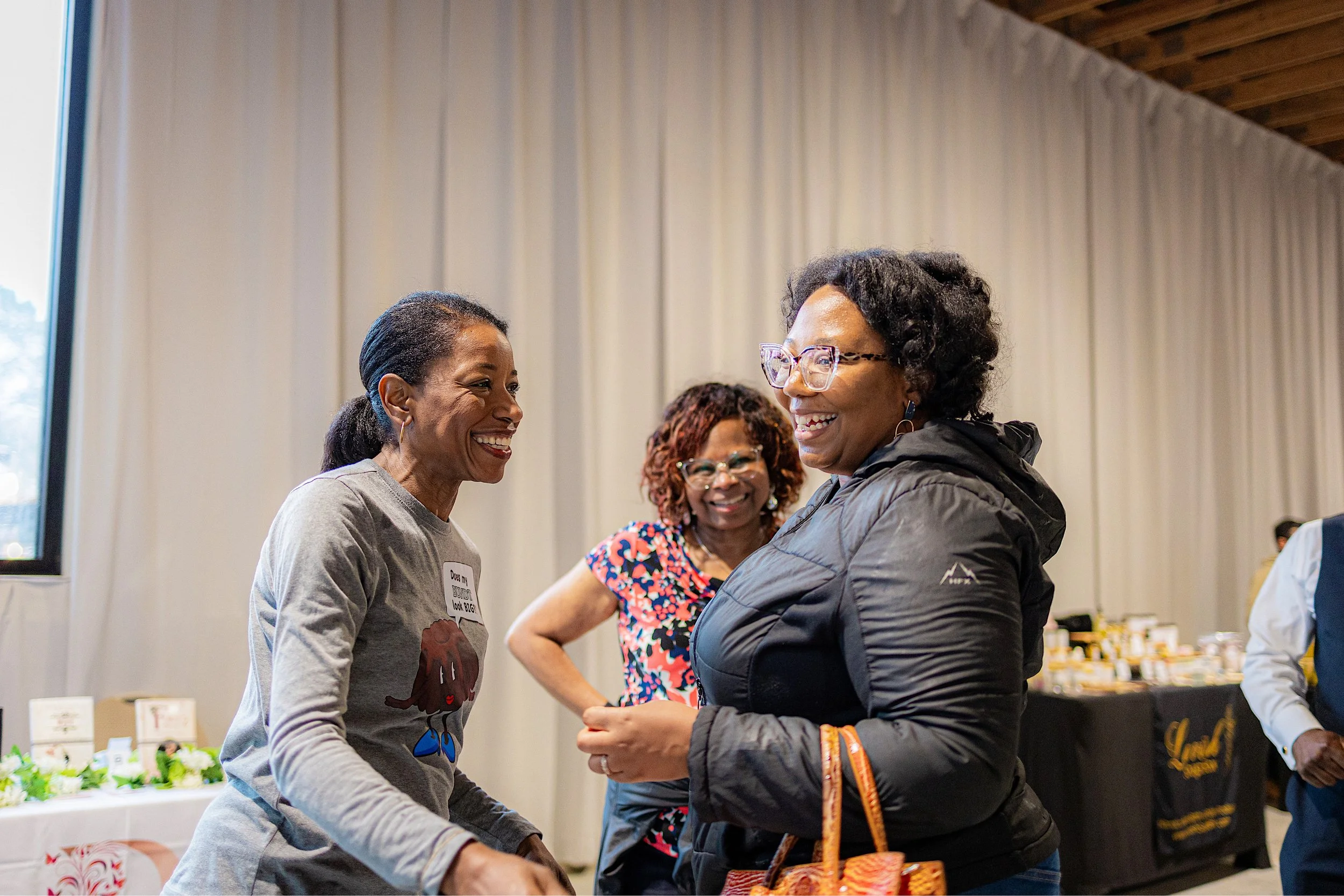 bundts-brenee-cake-truck-opening-55.JPG