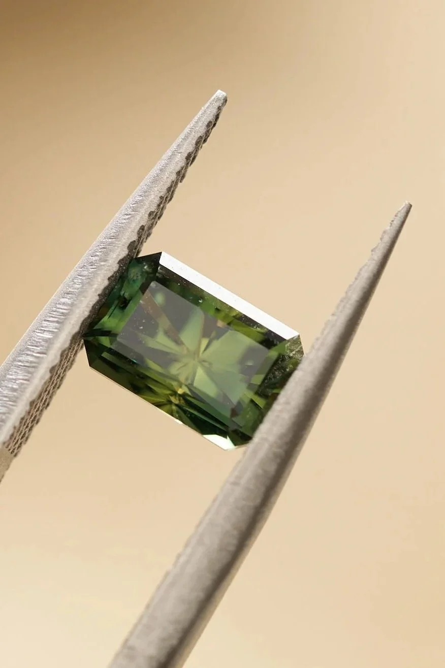 NDMT0179_1.6Ct_
$1,360
